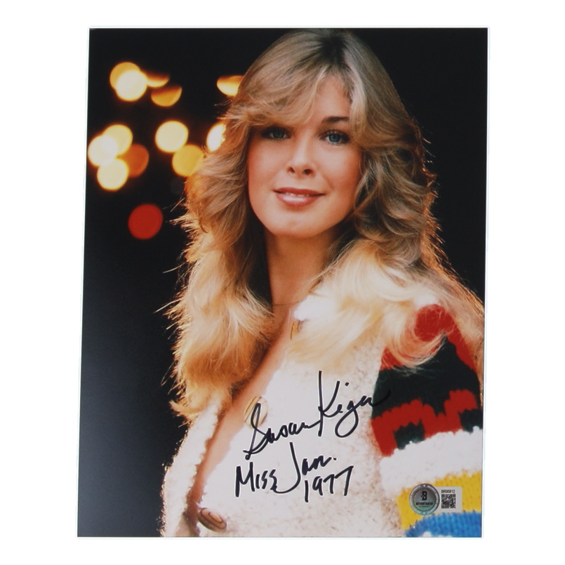 Susan Lynn Kiger Signed 8x10 Photo Inscribed "Miss Jan 1977" (Beckett) at PristineAuction.com Susan Lynn Kiger Signed 8x10 Photo Inscribed "Miss Jan 1977" (Beckett) at PristineAuction.com