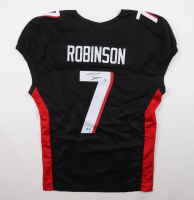 Bijan Robinson Signed Jersey (Beckett) at PristineAuction.com