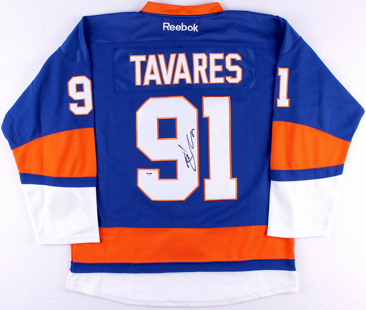 John Tavares Signed Islanders Jersey (PSA COA) at PristineAuction.com John Tavares Signed Islanders Jersey (PSA COA) at PristineAuction.com