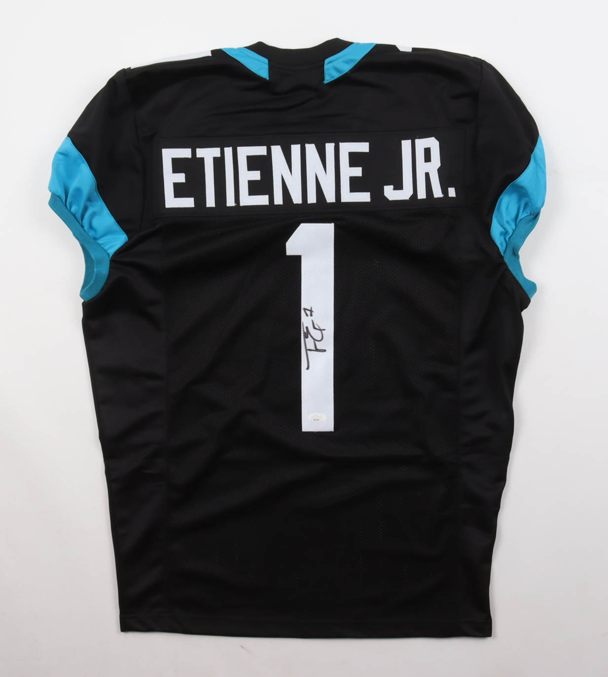 Travis Etienne Jr. Signed Jersey (JSA) at PristineAuction.com Travis Etienne Jr. Signed Jersey (JSA) at PristineAuction.com