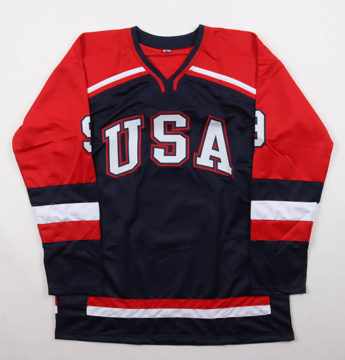 Mike Modano Signed Jersey Inscribed "HOF 14" (Beckett) at PristineAuction.com Mike Modano Signed Jersey Inscribed "HOF 14" (Beckett) at PristineAuction.com