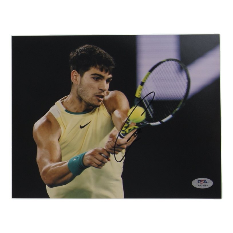 Carlos Alcaraz Signed 8x10 Photo (PSA) at PristineAuction.com Carlos Alcaraz Signed 8x10 Photo (PSA) at PristineAuction.com