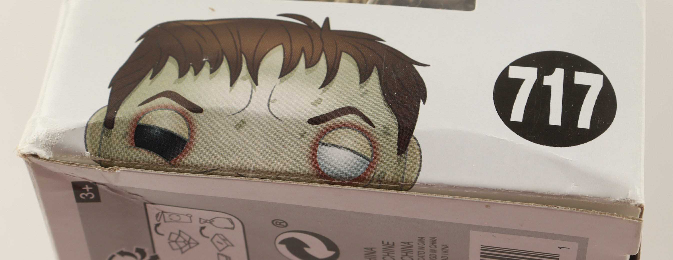 Vincent D'Onofrio Signed "MIB: Men In Black" #717 Edgar Funko Pop! Vinyl Figure (JSA) at PristineAuction.com Vincent D'Onofrio Signed "MIB: Men In Black" #717 Edgar Funko Pop! Vinyl Figure (JSA) at PristineAuction.com