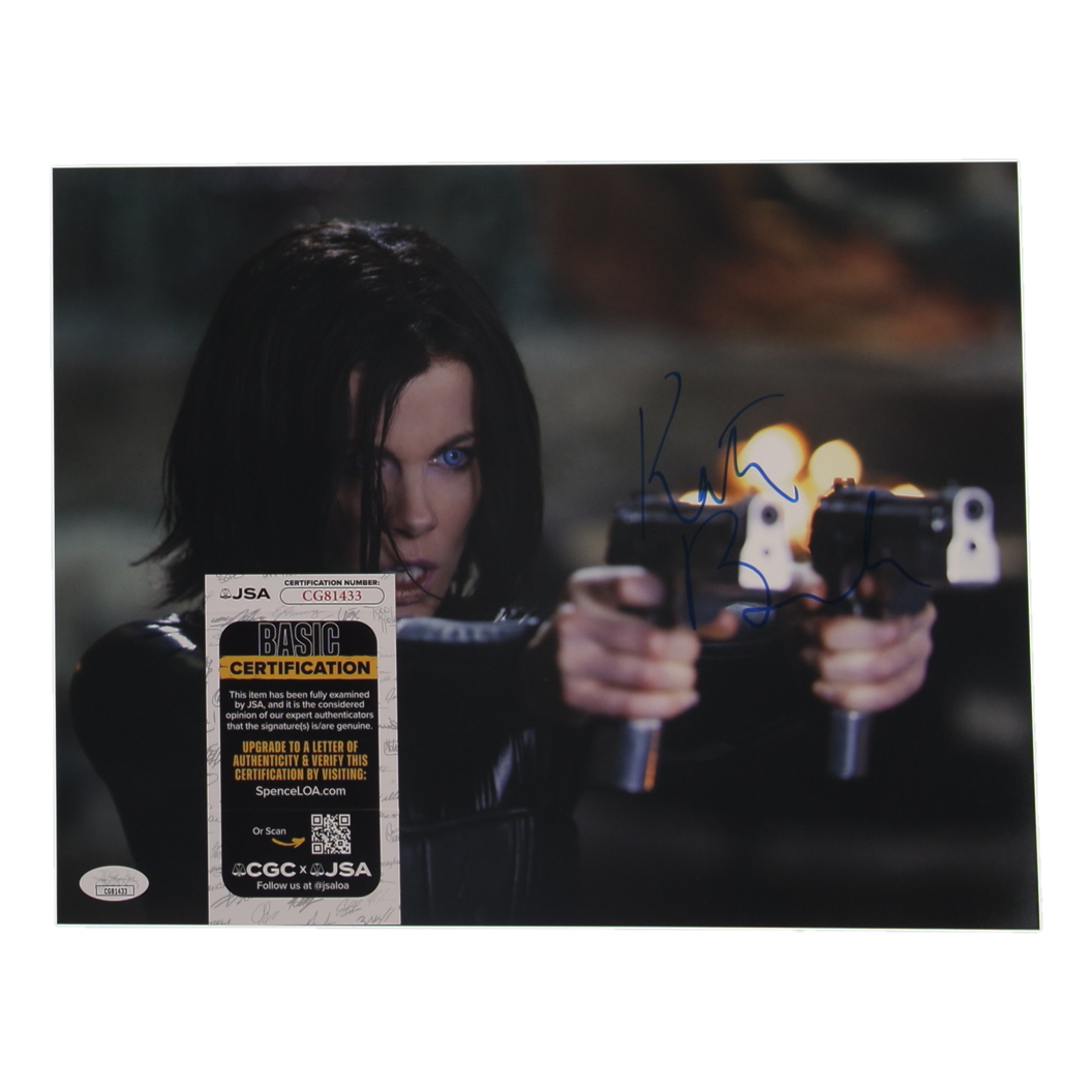 Kate Beckinsale Signed "Underworld" 11x14 Photo (JSA) at PristineAuction.com Kate Beckinsale Signed "Underworld" 11x14 Photo (JSA) at PristineAuction.com