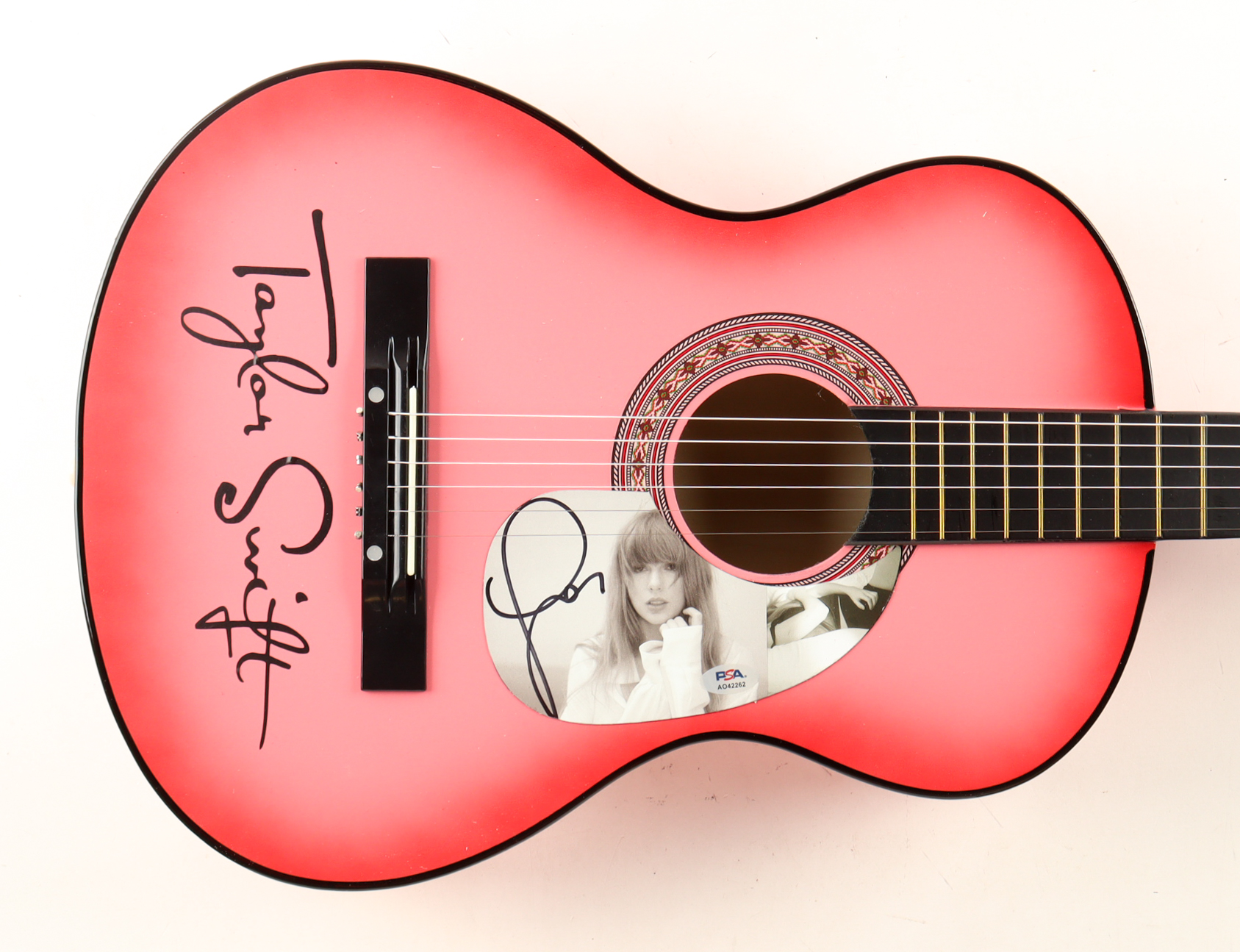 Taylor Swift Guitar with Signed Custom Insert Pickguard (PSA) at PristineAuction.com Taylor Swift Guitar with Signed Custom Insert Pickguard (PSA) at PristineAuction.com