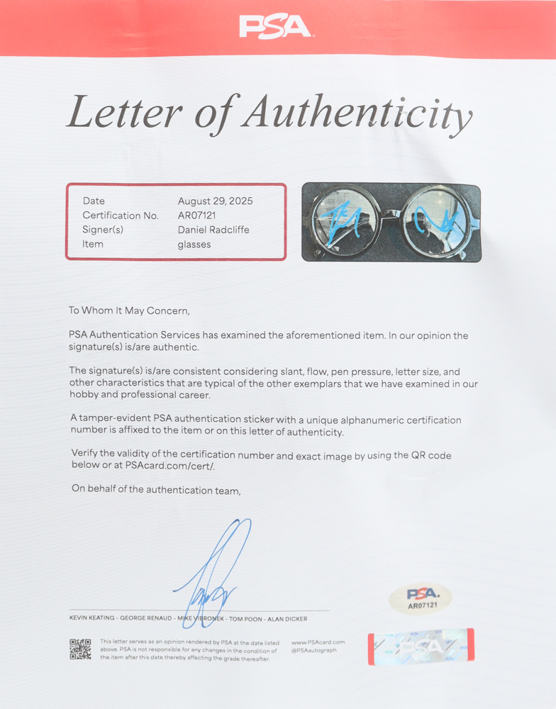 Danielle Radcliffe Signed "Harry Potter" Costume Glasses (PSA) at PristineAuction.com Danielle Radcliffe Signed "Harry Potter" Costume Glasses (PSA) at PristineAuction.com