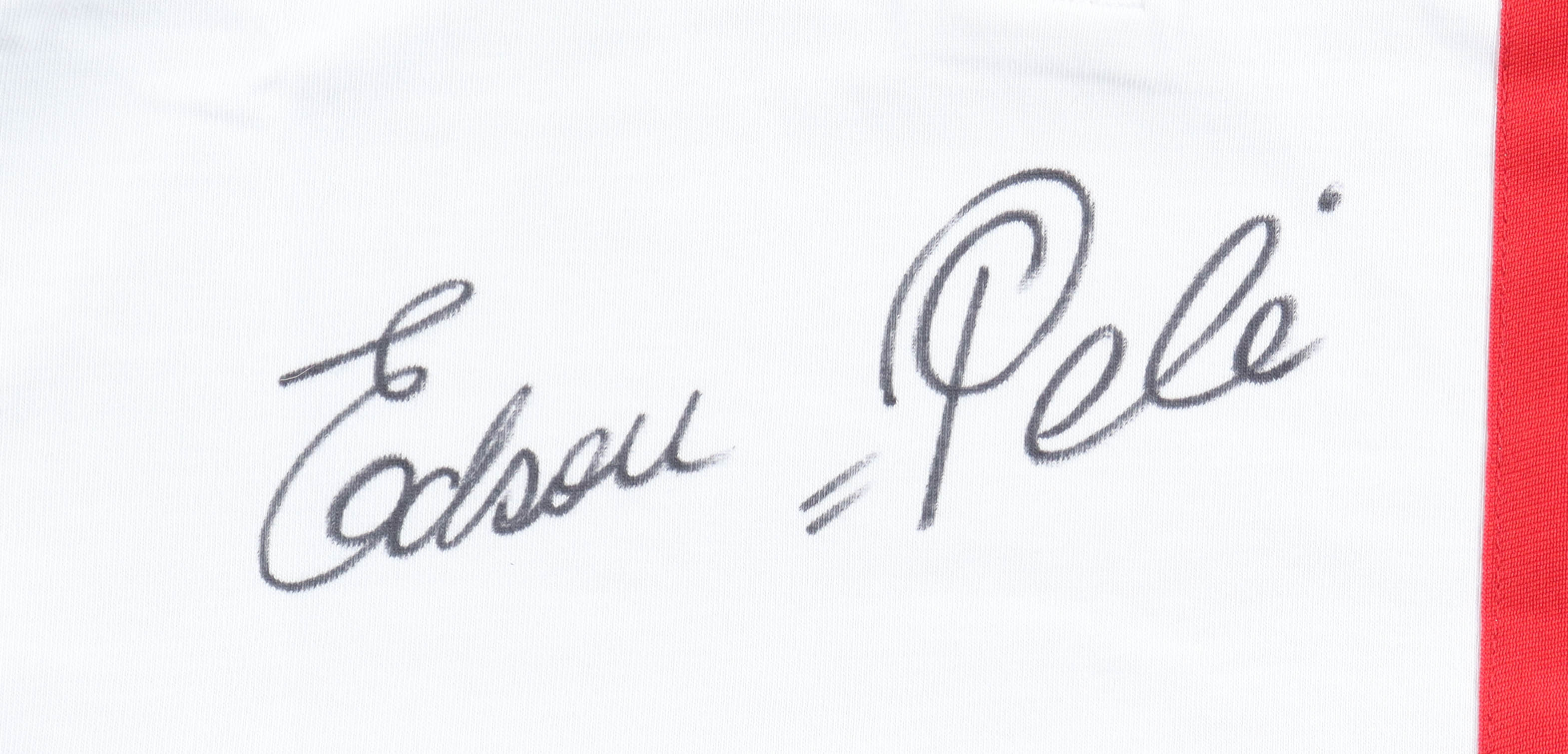 Pele Signed Jersey (PSA) at PristineAuction.com Pele Signed Jersey (PSA) at PristineAuction.com