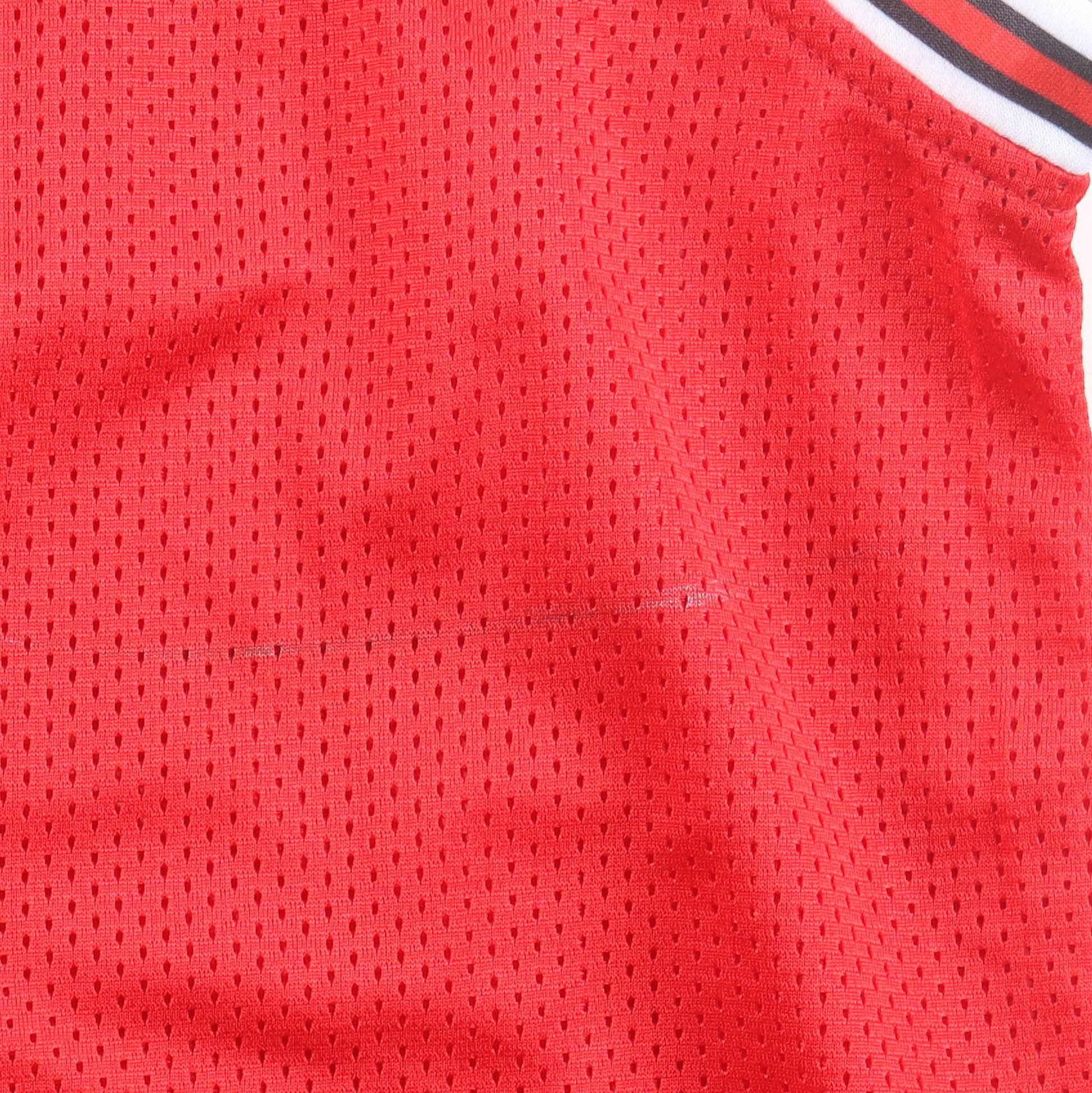 Dennis Rodman Signed Jersey (Beckett) at PristineAuction.com Dennis Rodman Signed Jersey (Beckett) at PristineAuction.com