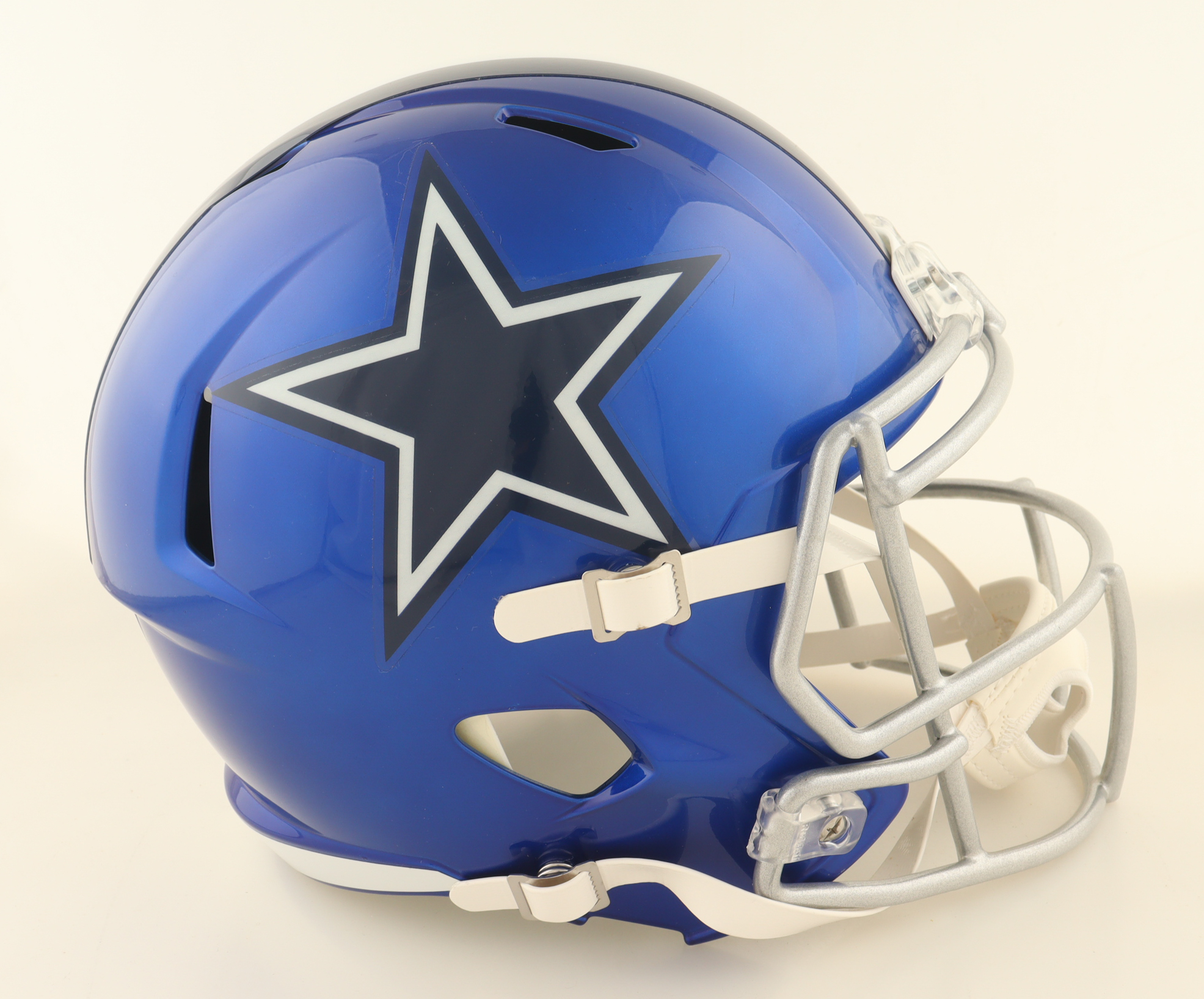 Cowboys Full-Size Authentic On-Field Flash Alternate Speed Helmet at PristineAuction.com Cowboys Full-Size Authentic On-Field Flash Alternate Speed Helmet at PristineAuction.com