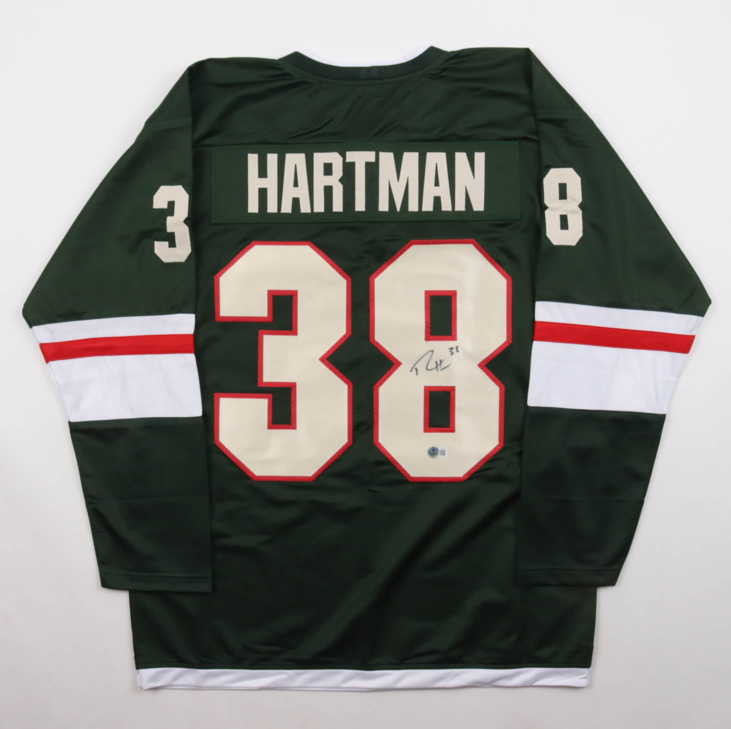 Ryan Hartman Signed Jersey (Beckett) at PristineAuction.com Ryan Hartman Signed Jersey (Beckett) at PristineAuction.com
