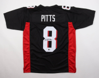 Kyle Pitts Signed Jersey (Beckett) at PristineAuction.com
