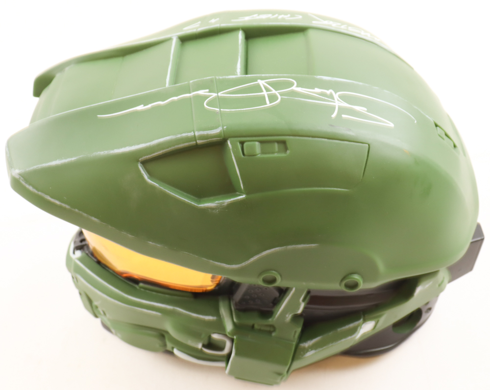 Steve Downes Signed "Halo" Master Chief Full-Size Spartan Helmet Inscribed "Master Chief 117" (JSA) at PristineAuction.com Steve Downes Signed "Halo" Master Chief Full-Size Spartan Helmet Inscribed "Master Chief 117" (JSA) at PristineAuction.com