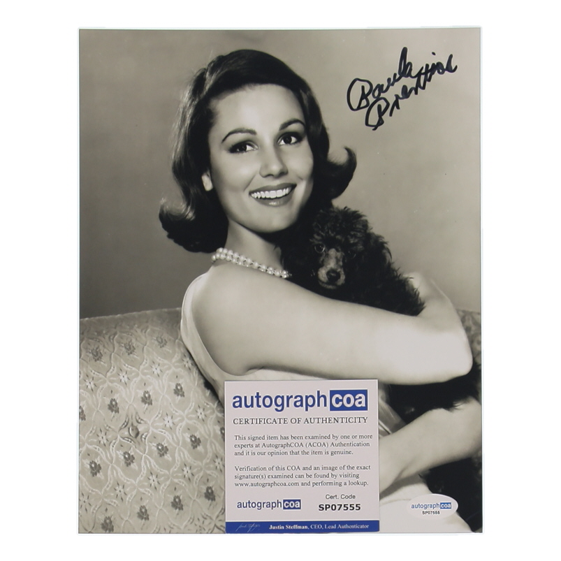 Paula Prentiss Signed 8x10 Photo (ACOA) at PristineAuction.com Paula Prentiss Signed 8x10 Photo (ACOA) at PristineAuction.com