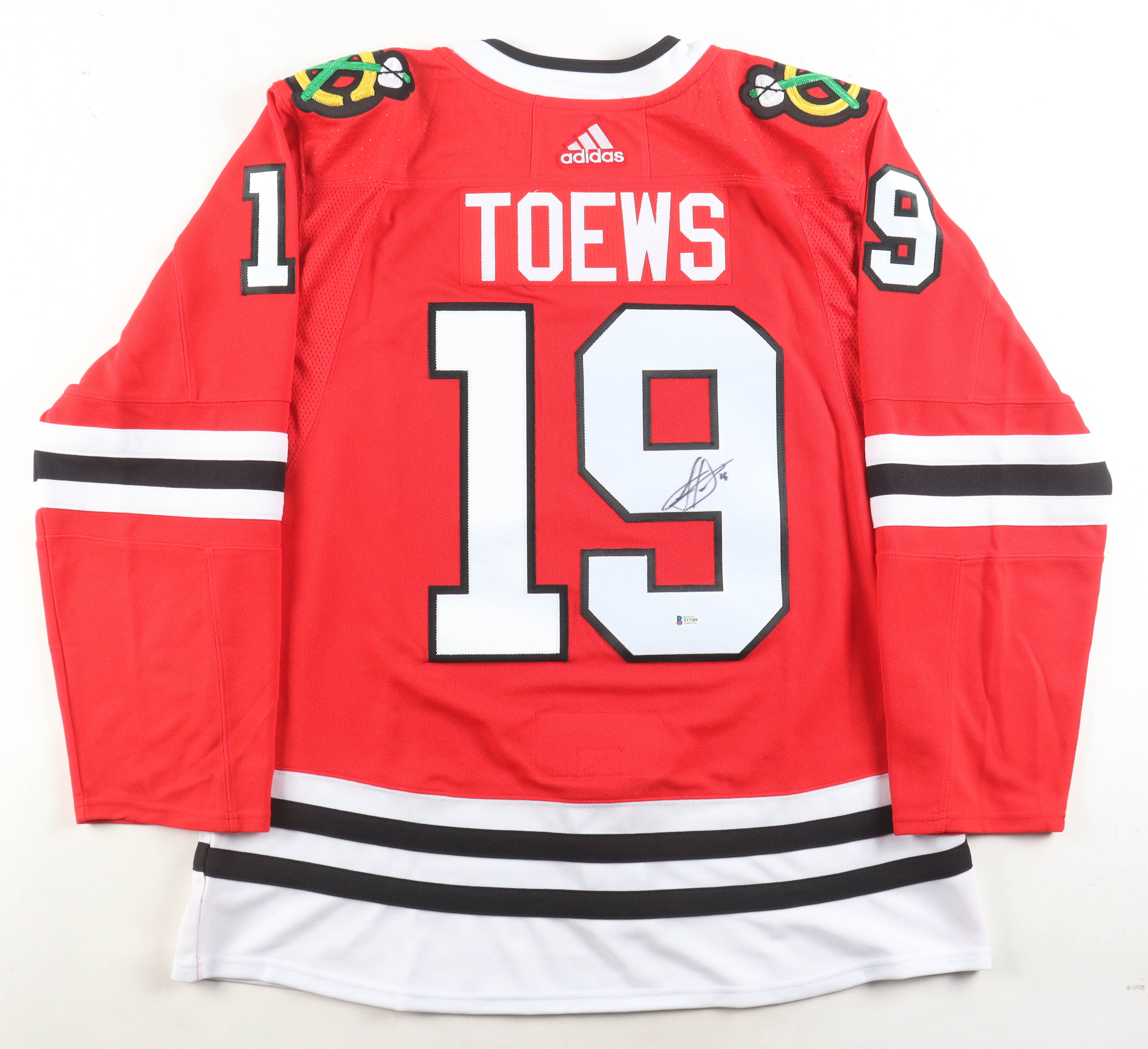 Jonathan Toews Signed Blackhawks Captain Authentic Adidas Authentic Jersey (Beckett) at PristineAuction.com Jonathan Toews Signed Blackhawks Captain Authentic Adidas Authentic Jersey (Beckett) at PristineAuction.com