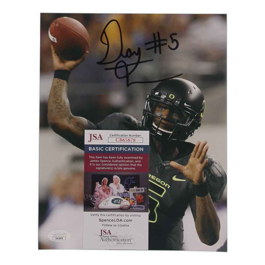 Darron Thomas Signed Oregon Ducks 8x10 Photo (JSA) at PristineAuction.com Darron Thomas Signed Oregon Ducks 8x10 Photo (JSA) at PristineAuction.com