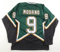 Mike Modano Signed Jersey (Beckett) at PristineAuction.com