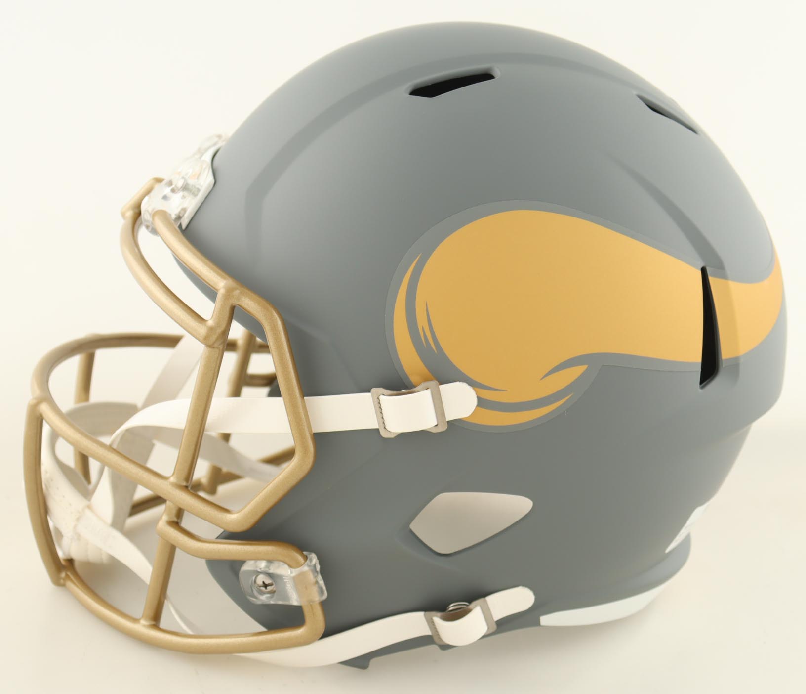 Chris Carter Signed Vikings Full-Size Slate Alternate Speed Helmet (Beckett) at PristineAuction.com Chris Carter Signed Vikings Full-Size Slate Alternate Speed Helmet (Beckett) at PristineAuction.com