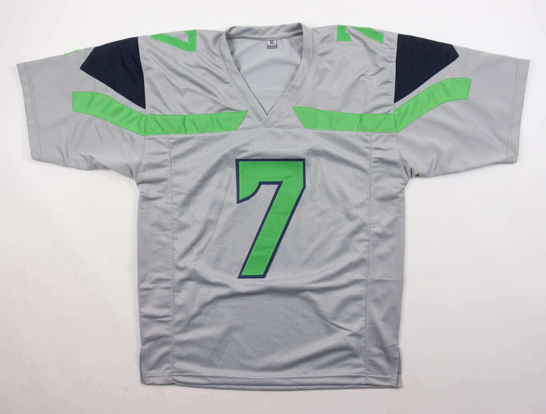 Geno Smith Signed Jersey (JSA) at PristineAuction.com Geno Smith Signed Jersey (JSA) at PristineAuction.com