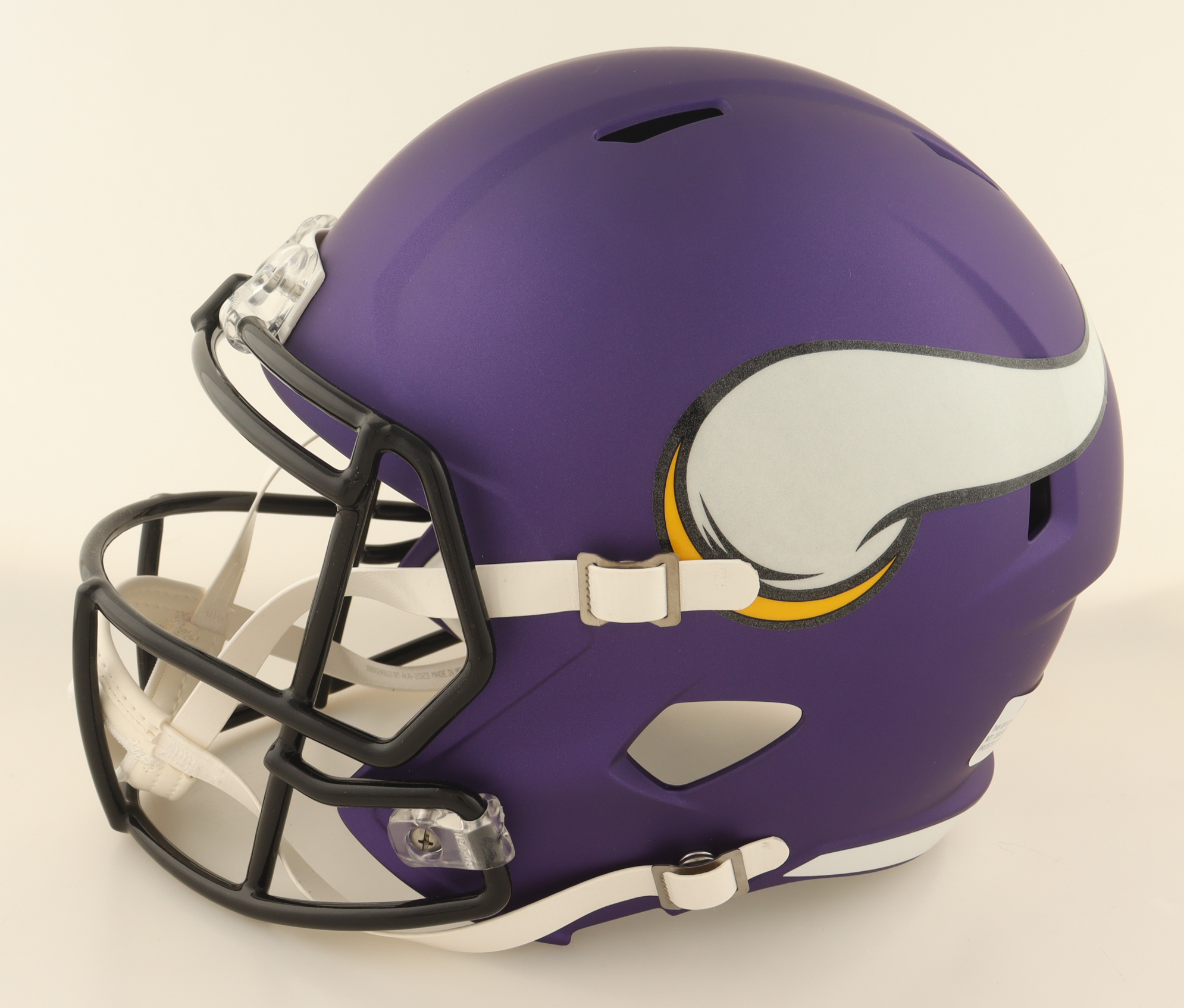 Justin Jefferson Signed Vikings Full-Size Speed Helmet (Fanatics) at PristineAuction.com Justin Jefferson Signed Vikings Full-Size Speed Helmet (Fanatics) at PristineAuction.com