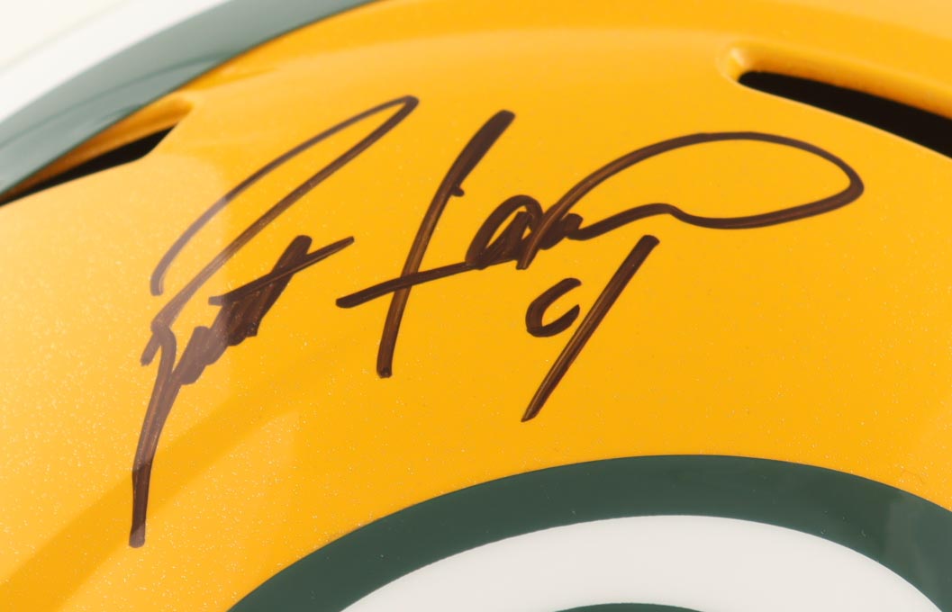 Brett Favre Signed Packers Full-Size Speed Helmet (Beckett) at PristineAuction.com Brett Favre Signed Packers Full-Size Speed Helmet (Beckett) at PristineAuction.com