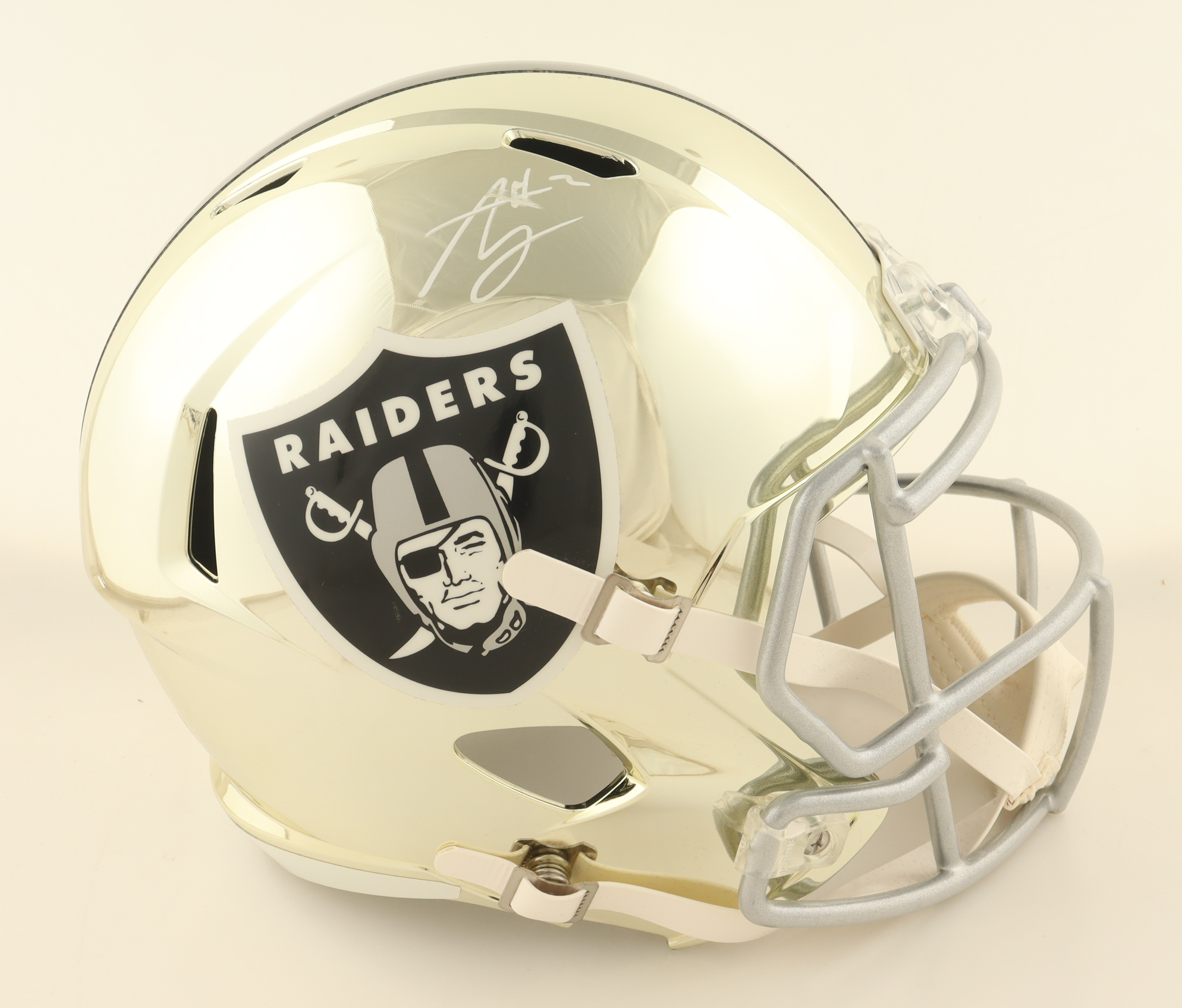 Ashton Jeanty Signed Raiders Full-Size Chrome Alternate Speed Helmet (Beckett) at PristineAuction.com Ashton Jeanty Signed Raiders Full-Size Chrome Alternate Speed Helmet (Beckett) at PristineAuction.com
