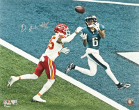 DeVonta Smith Signed Eagles 16x20 Photo (Fanatics) at PristineAuction.com
