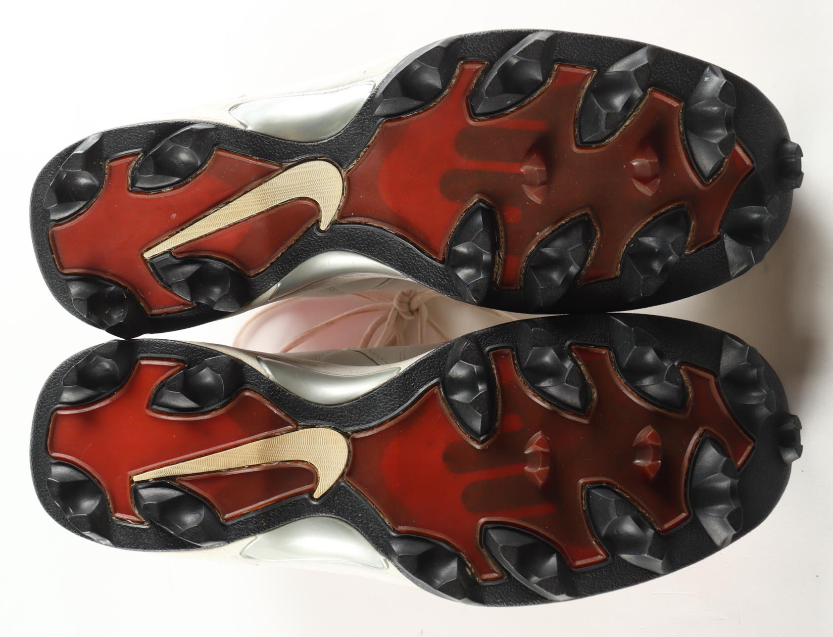 Zack Golditch Twice-Signed Game-Used Pair of Nike Football Cleats (JSA) at PristineAuction.com Zack Golditch Twice-Signed Game-Used Pair of Nike Football Cleats (JSA) at PristineAuction.com