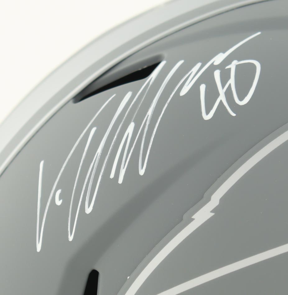 Von Miller Signed Bills Full-Size Slate Alternate Speed Helmet (Beckett) at PristineAuction.com Von Miller Signed Bills Full-Size Slate Alternate Speed Helmet (Beckett) at PristineAuction.com