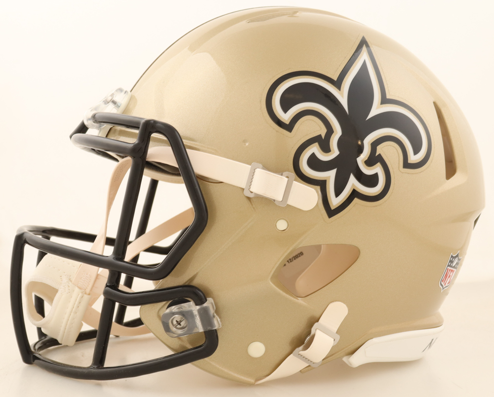 Michael Thomas Signed Saints Full-Size Authentic On-Field Speed Helmet (Beckett) at PristineAuction.com Michael Thomas Signed Saints Full-Size Authentic On-Field Speed Helmet (Beckett) at PristineAuction.com