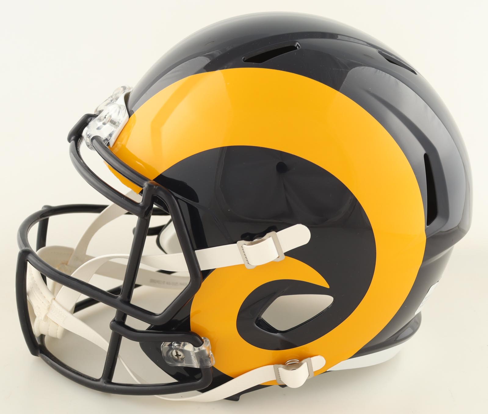 Davante Adams Signed Rams Full-Size Speed Helmet (Beckett) at PristineAuction.com Davante Adams Signed Rams Full-Size Speed Helmet (Beckett) at PristineAuction.com