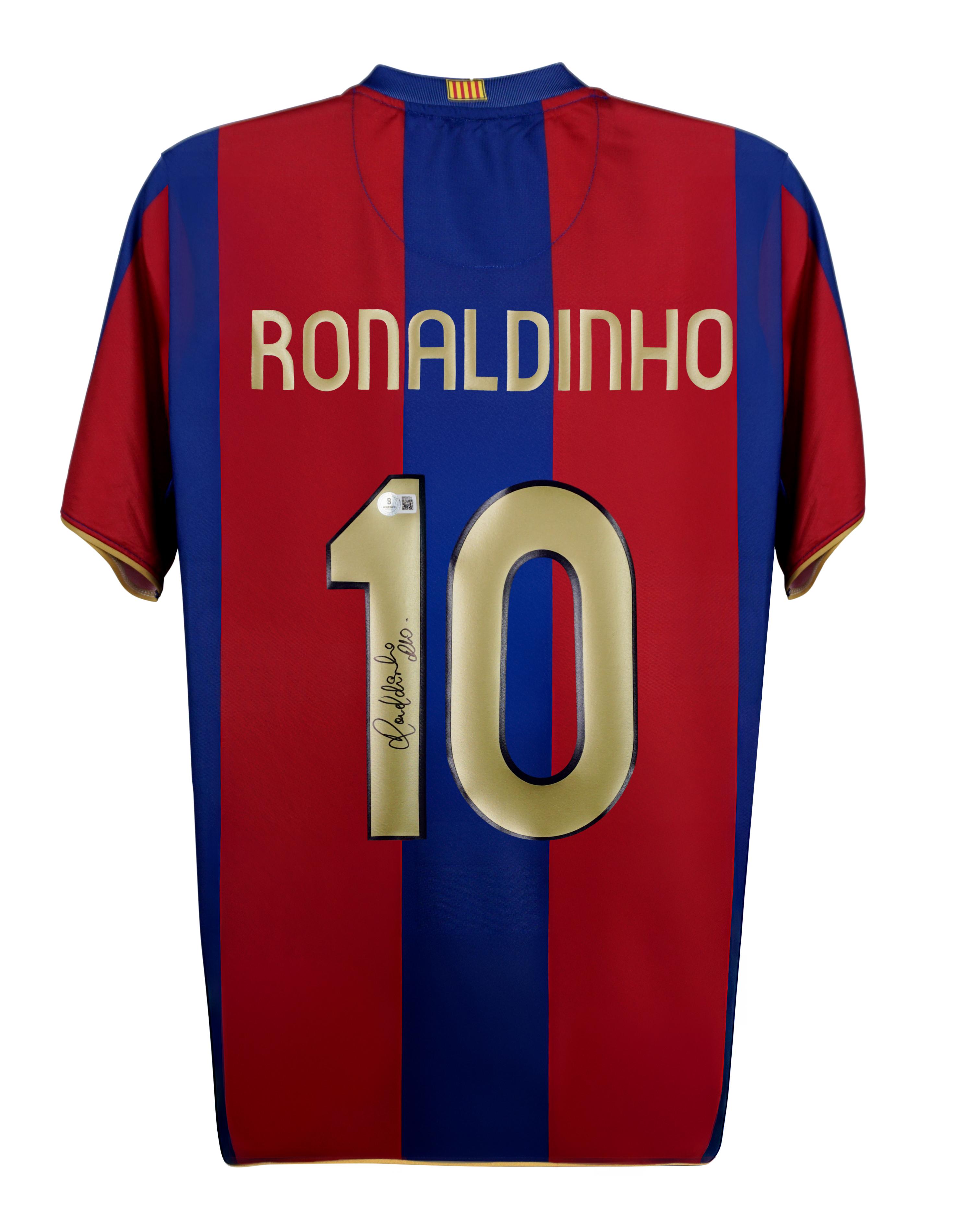 Ronaldinho Signed Barcelona Nike Authentic Jersey (Beckett) at PristineAuction.com Ronaldinho Signed Barcelona Nike Authentic Jersey (Beckett) at PristineAuction.com