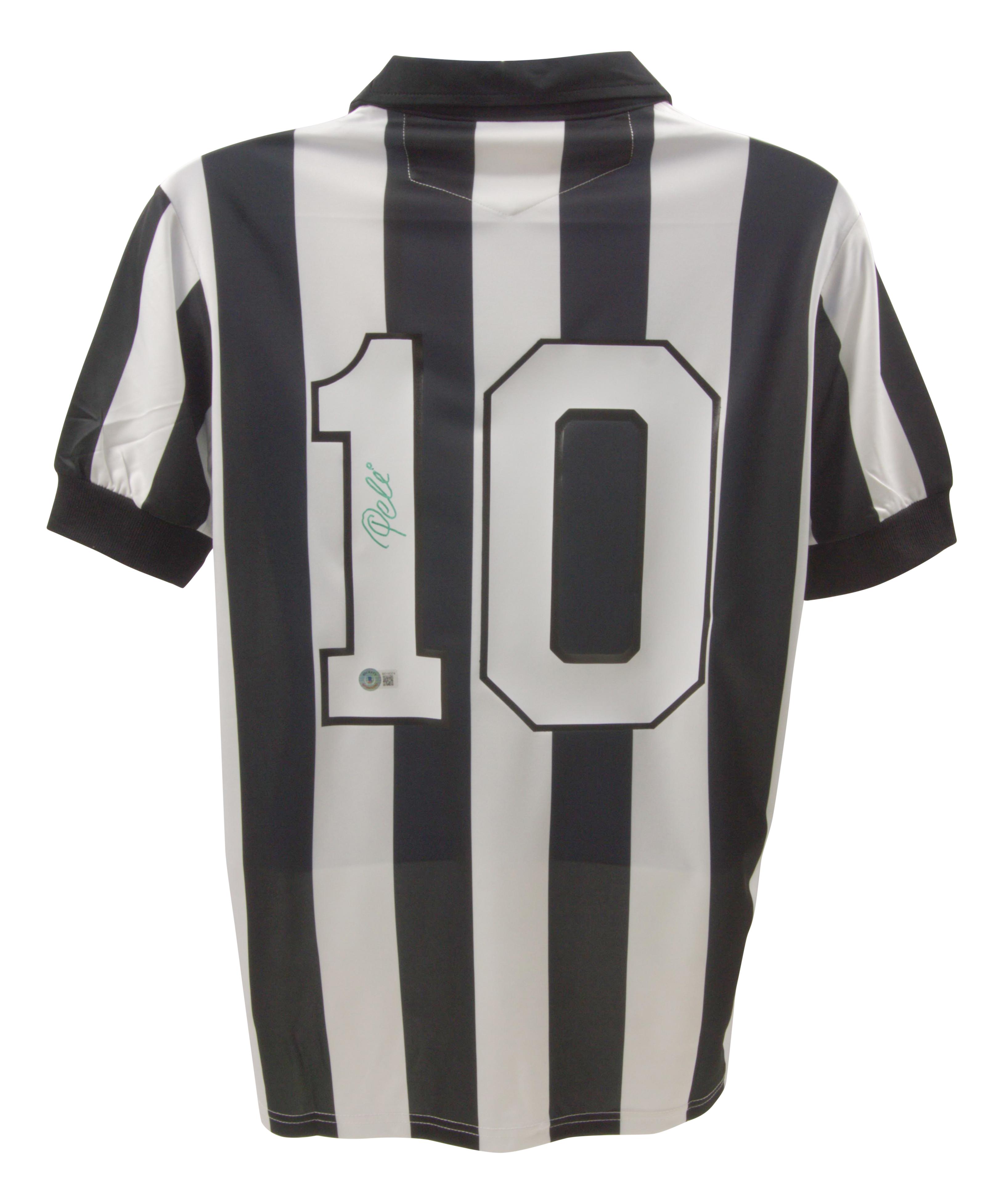 Pele Signed Jersey (Beckett) at PristineAuction.com Pele Signed Jersey (Beckett) at PristineAuction.com