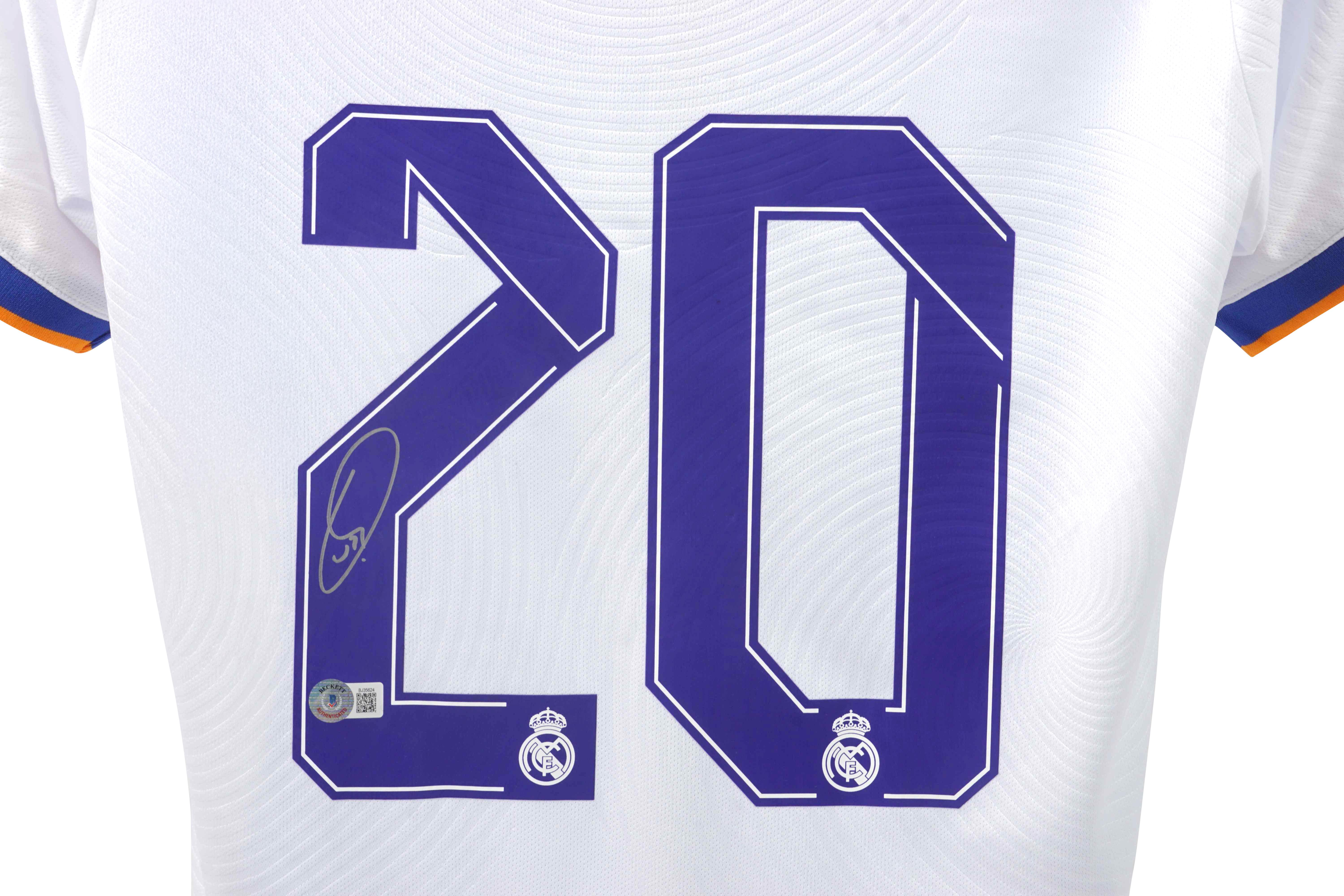 Vinicius Junior Signed Real Madrid Adidas Authentic Jersey (Beckett) at PristineAuction.com Vinicius Junior Signed Real Madrid Adidas Authentic Jersey (Beckett) at PristineAuction.com