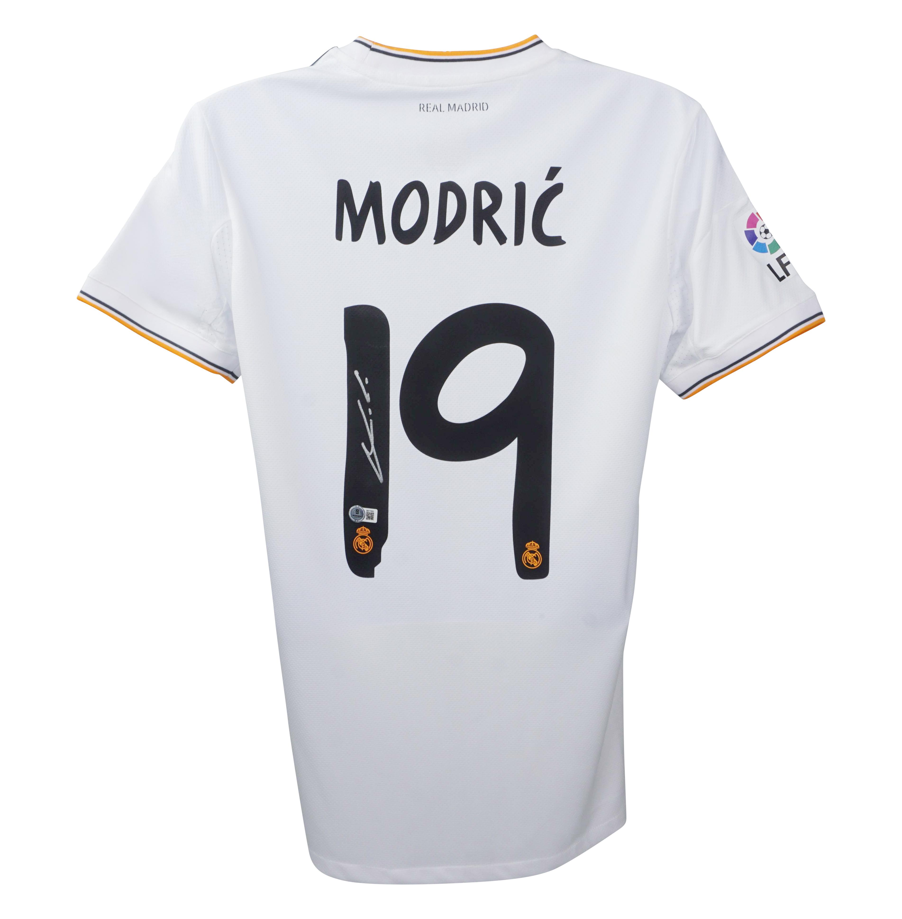 Luka Modric Signed Real Madrid Adidas Authentic Jersey (Beckett) at PristineAuction.com Luka Modric Signed Real Madrid Adidas Authentic Jersey (Beckett) at PristineAuction.com