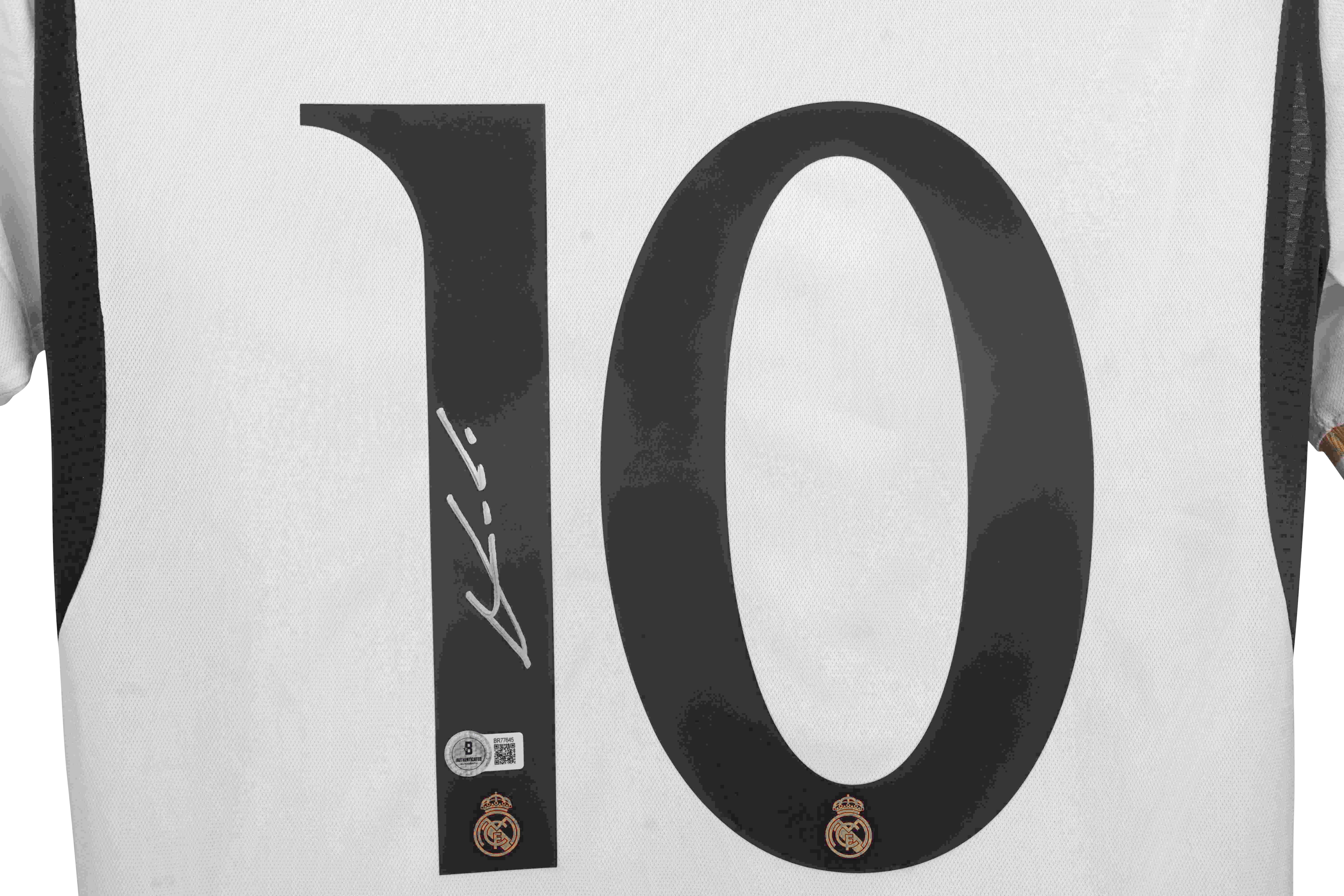 Luka Modric Signed Real Madrid Adidas Authentic Jersey (Beckett) at PristineAuction.com Luka Modric Signed Real Madrid Adidas Authentic Jersey (Beckett) at PristineAuction.com