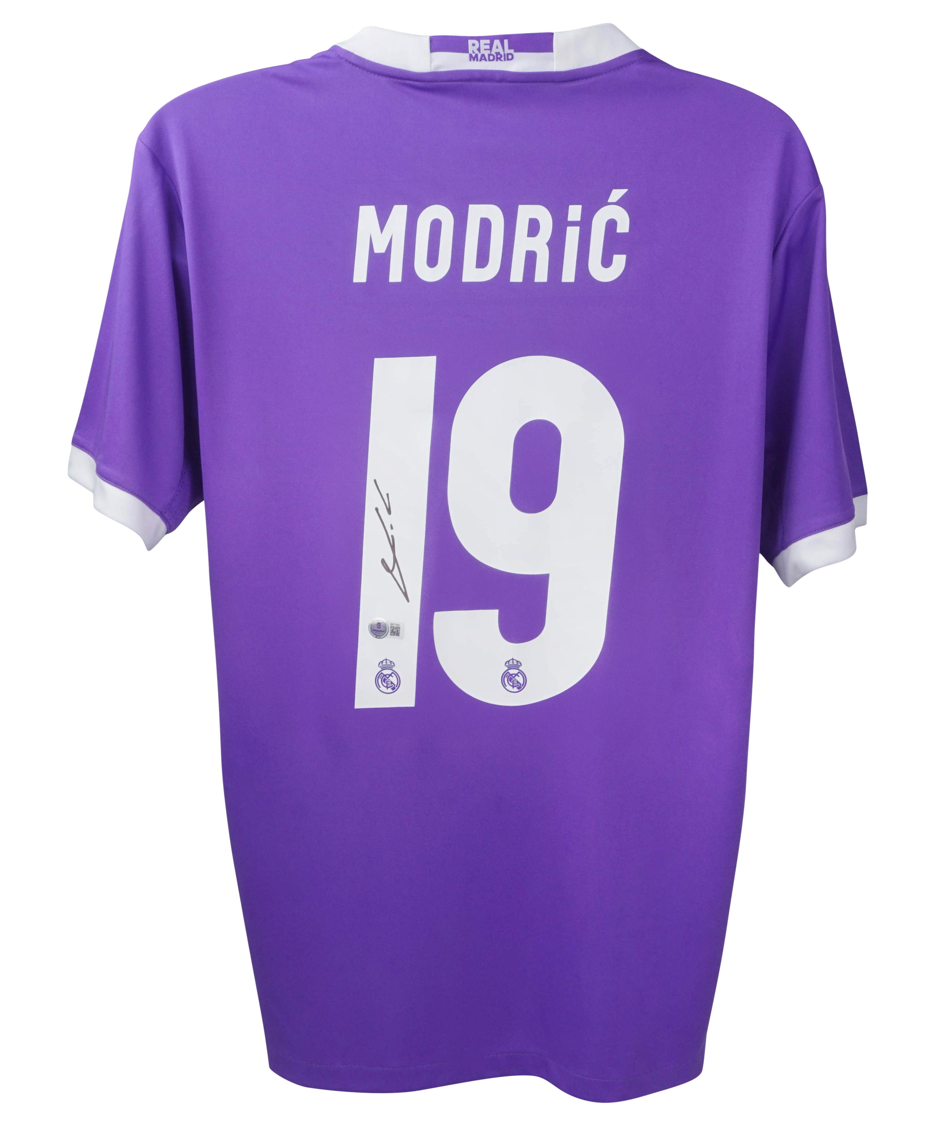Luka Modric Signed Real Madrid Adidas Authentic Jersey (Beckett) at PristineAuction.com Luka Modric Signed Real Madrid Adidas Authentic Jersey (Beckett) at PristineAuction.com