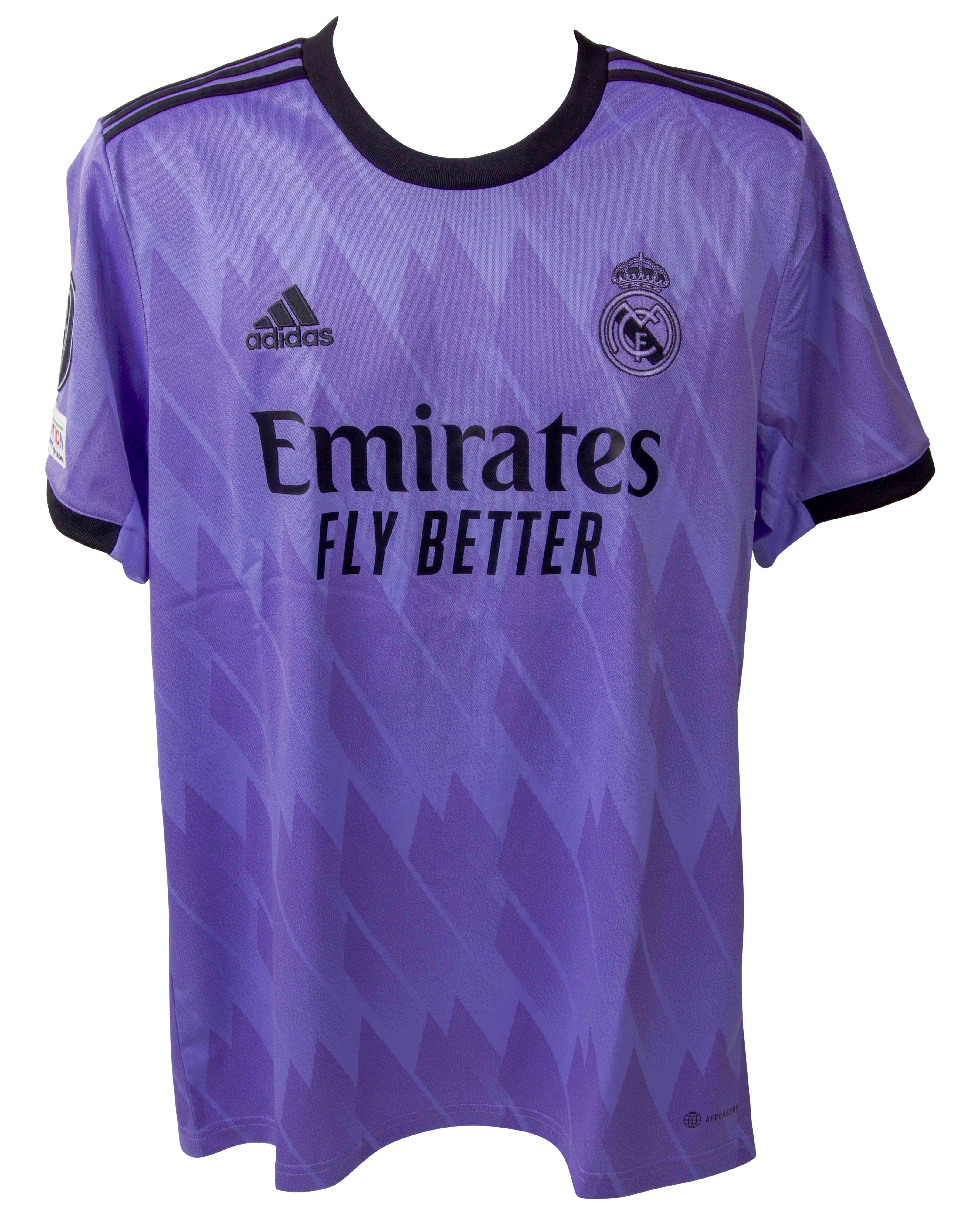 Karim Benzema Signed Real Madrid Adidas Authentic Jersey (Beckett) at PristineAuction.com Karim Benzema Signed Real Madrid Adidas Authentic Jersey (Beckett) at PristineAuction.com