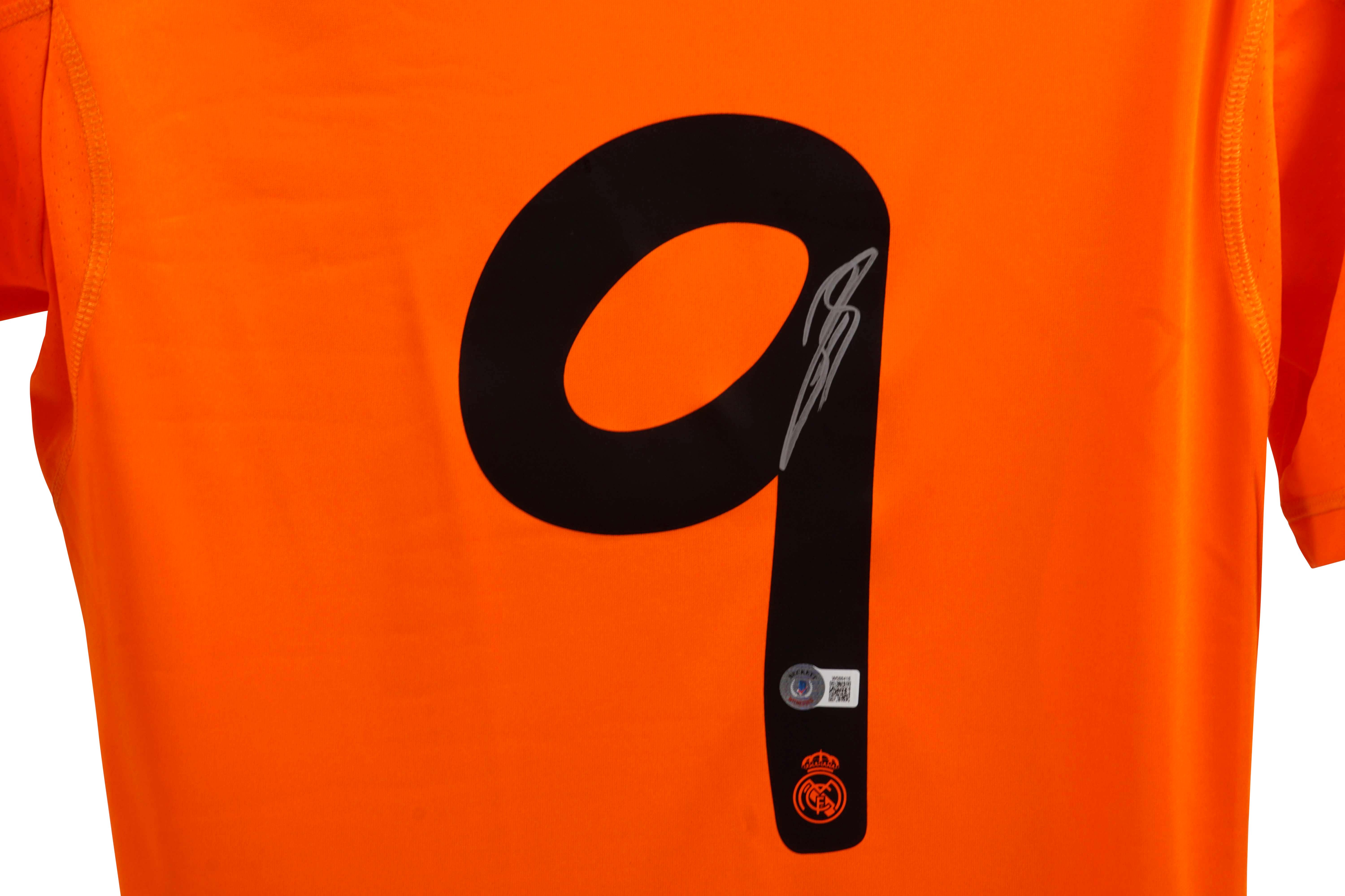 Karim Benzema Signed Real Madrid Adidas Authentic Jersey (Beckett) at PristineAuction.com Karim Benzema Signed Real Madrid Adidas Authentic Jersey (Beckett) at PristineAuction.com