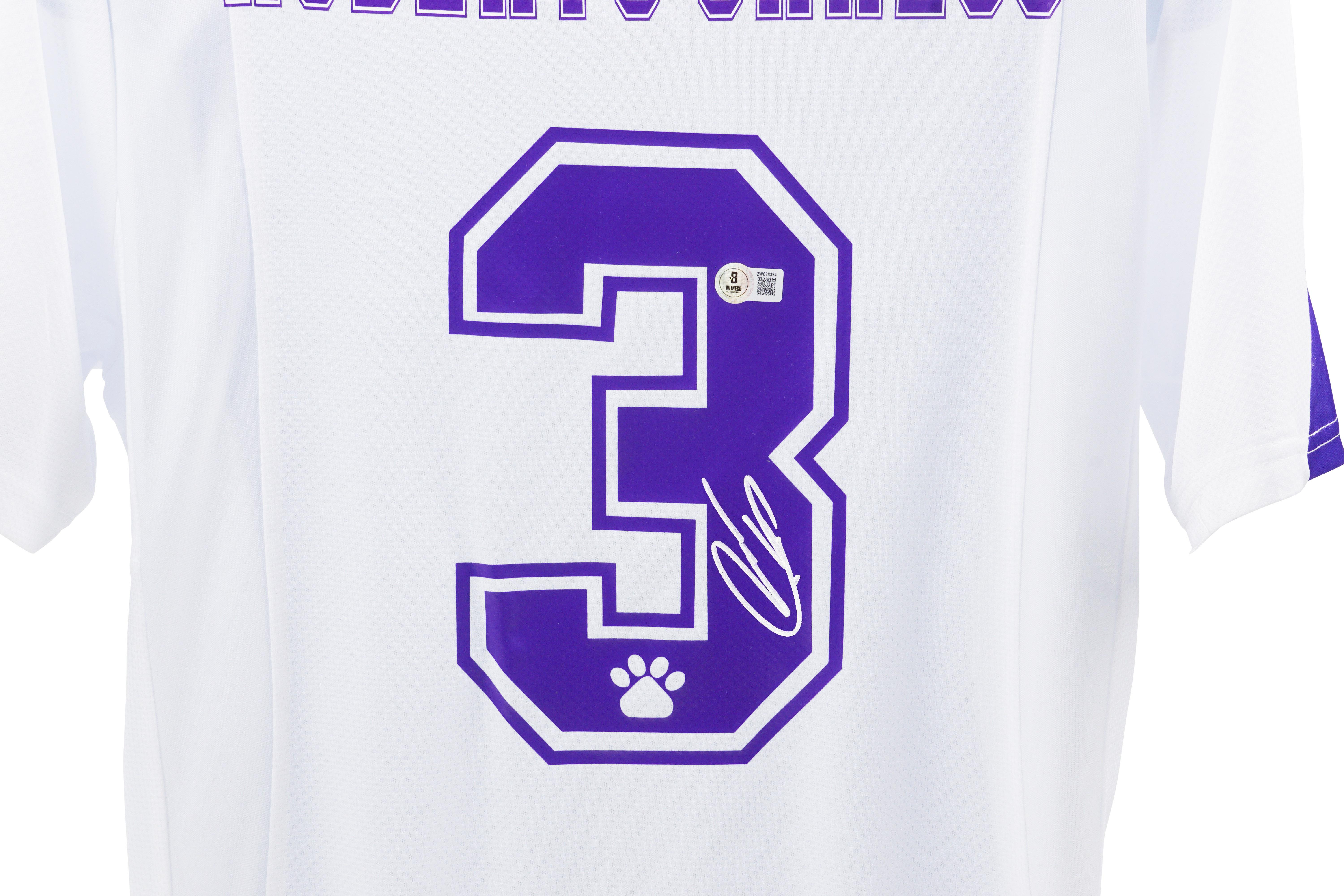 Roberto Carlos Signed Jersey (Beckett) at PristineAuction.com Roberto Carlos Signed Jersey (Beckett) at PristineAuction.com