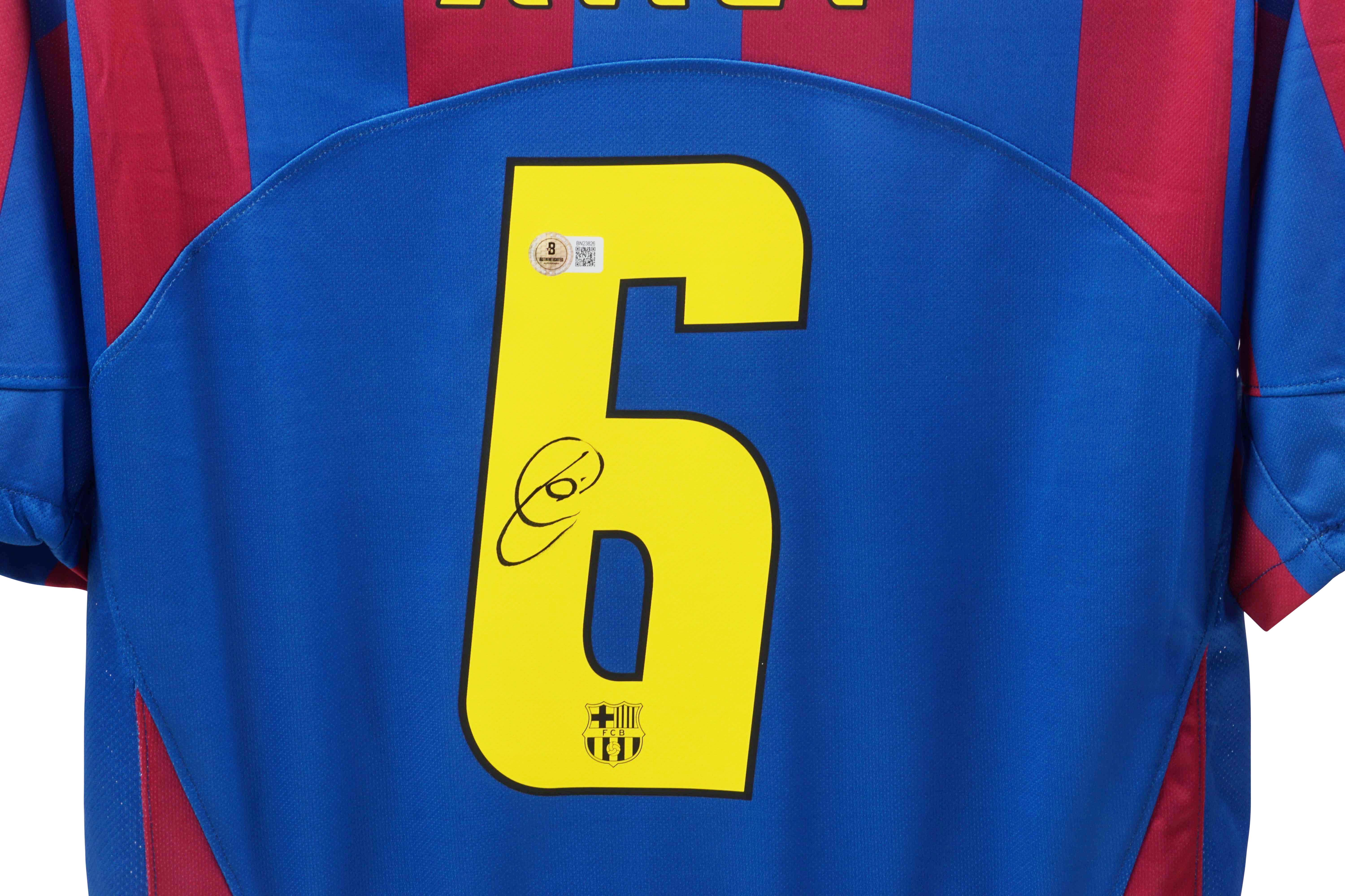 Xavi Hernandez Signed FC Barcelona Nike Authentic Jersey (Beckett) at PristineAuction.com Xavi Hernandez Signed FC Barcelona Nike Authentic Jersey (Beckett) at PristineAuction.com