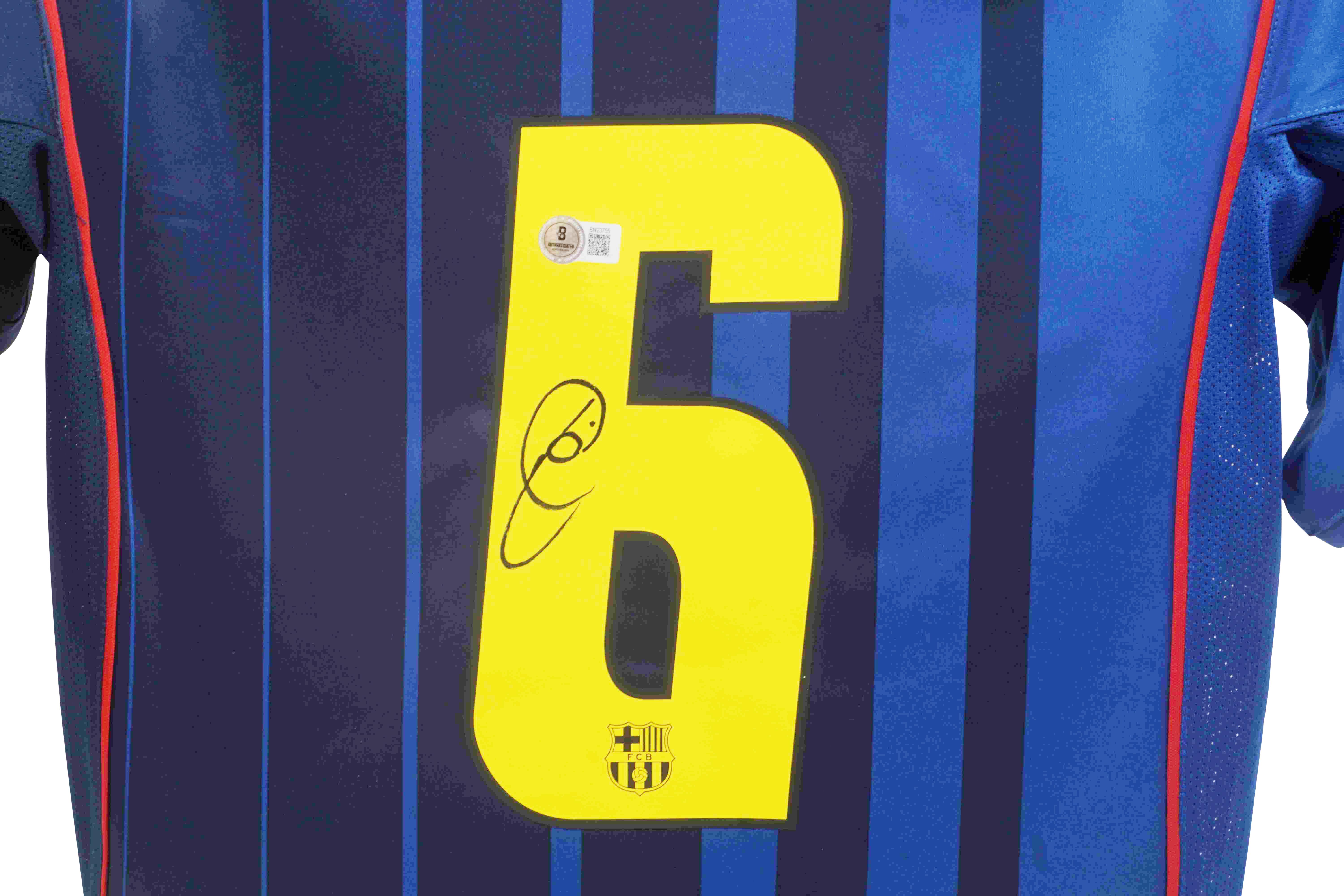 Xavi Hernandez Signed FC Barcelona Nike Authentic Jersey (Beckett) at PristineAuction.com Xavi Hernandez Signed FC Barcelona Nike Authentic Jersey (Beckett) at PristineAuction.com