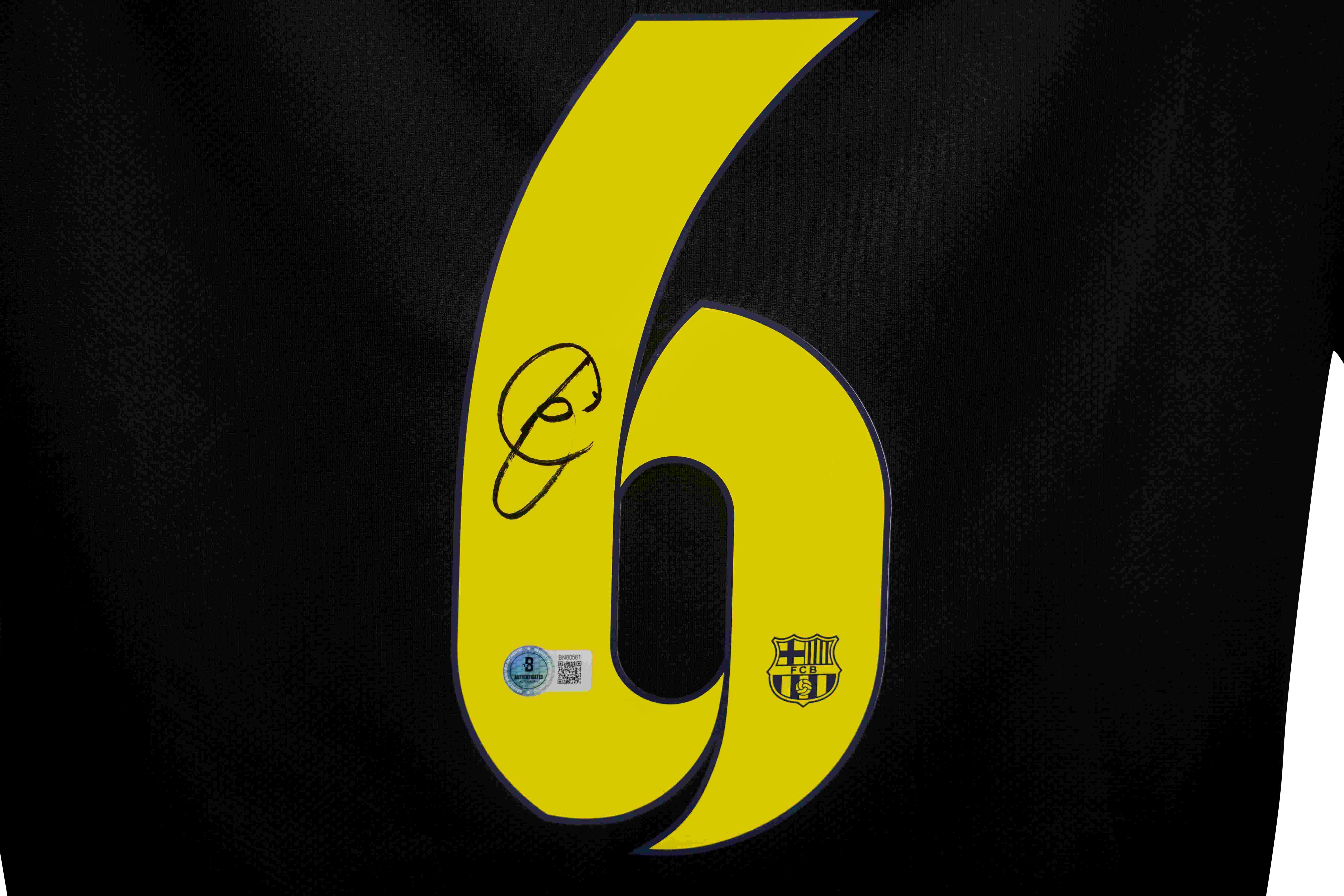 Xavi Hernandez Signed FC Barcelona Nike Authentic Jersey (Beckett) at PristineAuction.com Xavi Hernandez Signed FC Barcelona Nike Authentic Jersey (Beckett) at PristineAuction.com