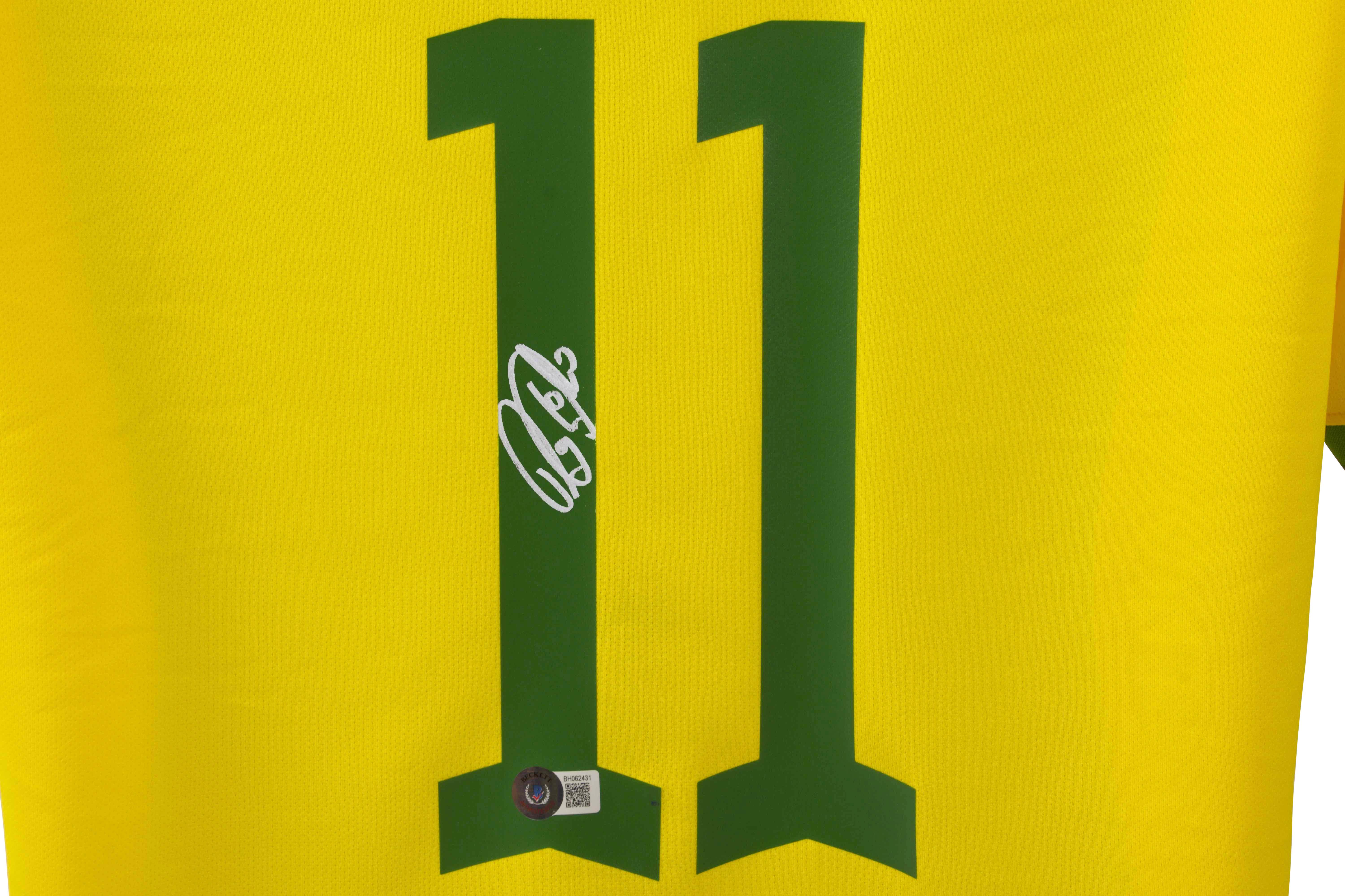 Raphinha Signed Brazil National Team Nike Authentic Jersey (Beckett) at PristineAuction.com Raphinha Signed Brazil National Team Nike Authentic Jersey (Beckett) at PristineAuction.com