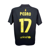 Pedro Signed Barcelona Nike Authentic Jersey (Beckett) at PristineAuction.com