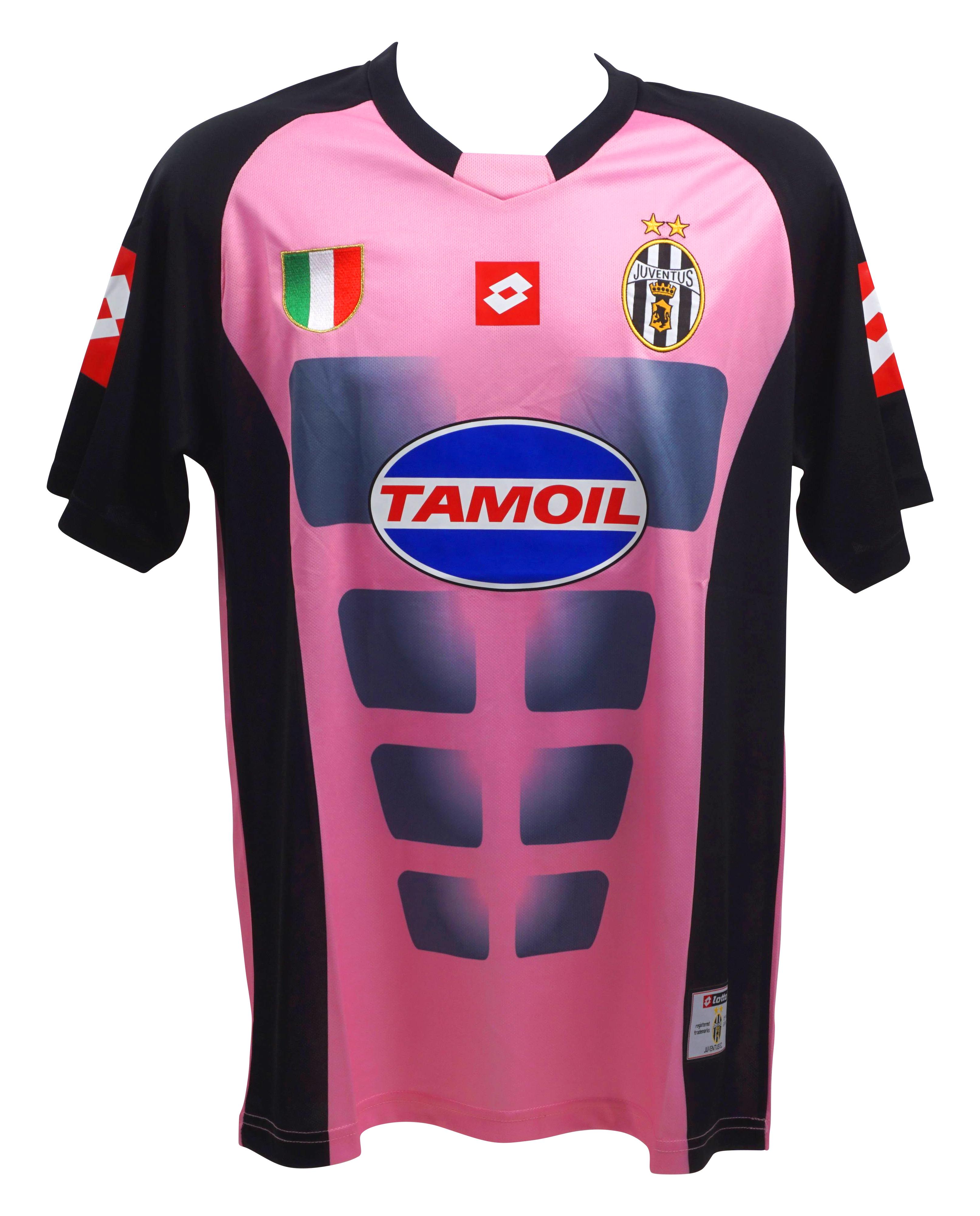 Gianluigi Buffon Signed Juventus Lotto Authentic Jersey (Beckett) at PristineAuction.com Gianluigi Buffon Signed Juventus Lotto Authentic Jersey (Beckett) at PristineAuction.com