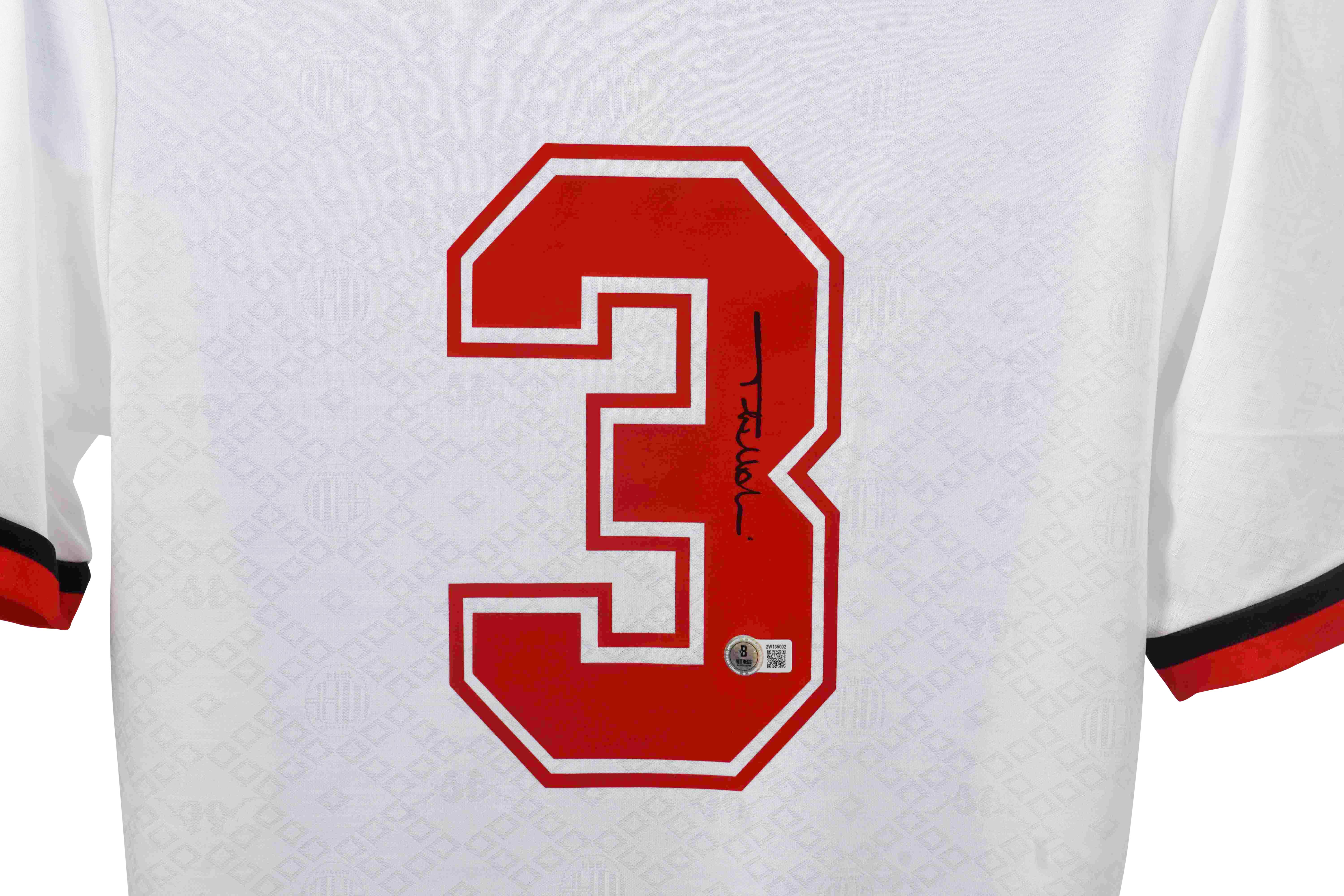 Paolo Maldini Signed Jersey (Beckett) at PristineAuction.com Paolo Maldini Signed Jersey (Beckett) at PristineAuction.com