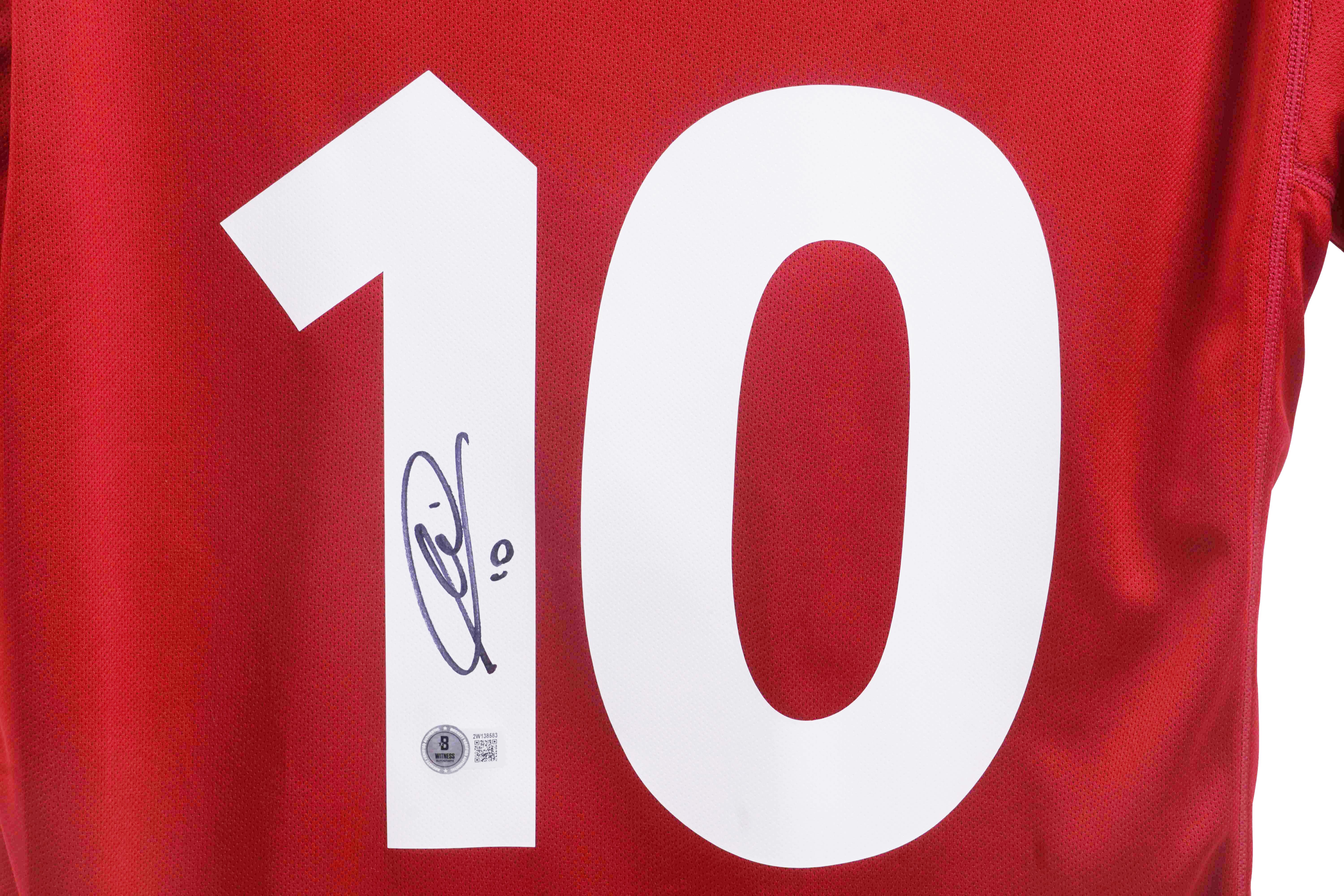 Francesco Totti Signed Jersey (Beckett) at PristineAuction.com Francesco Totti Signed Jersey (Beckett) at PristineAuction.com