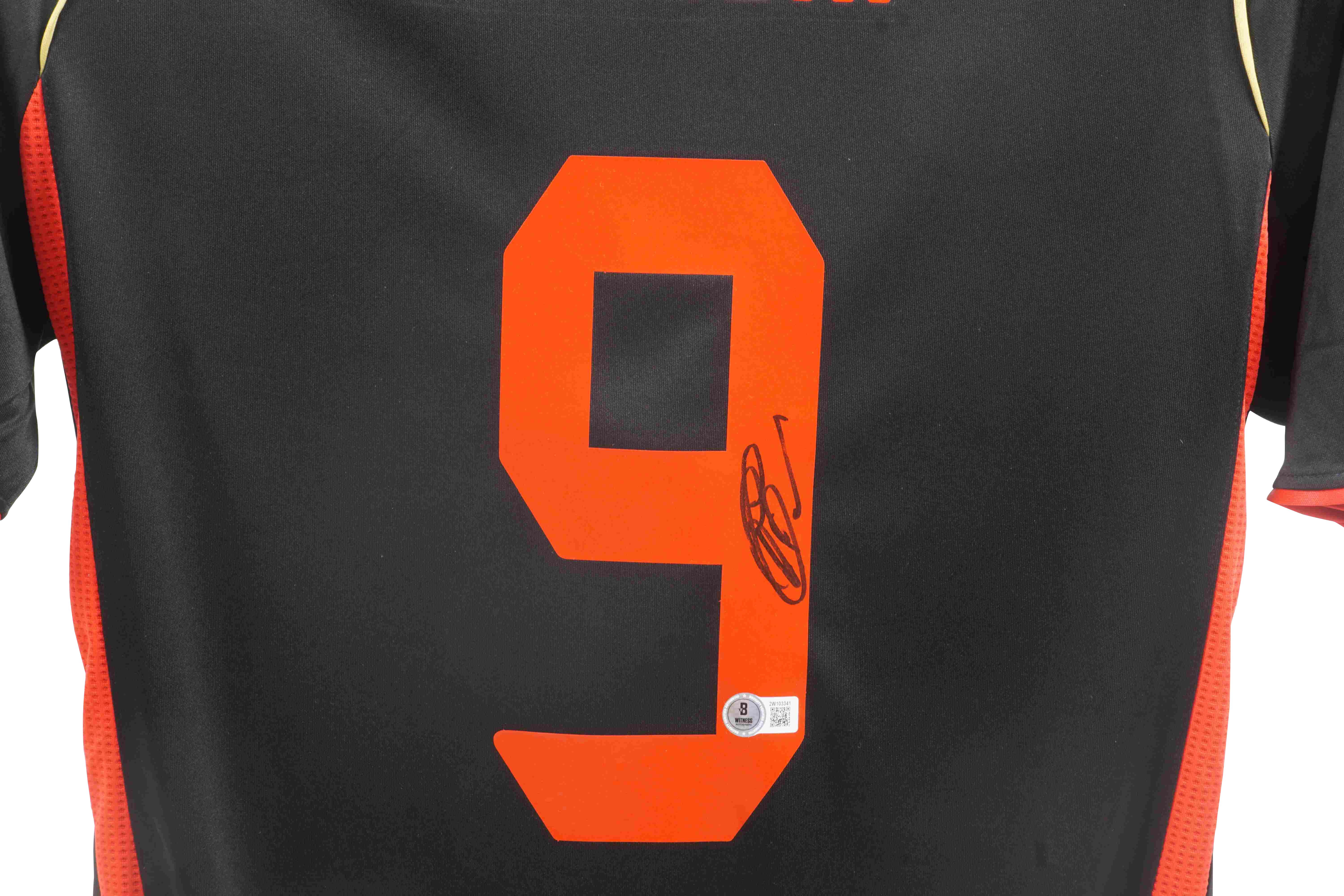 Filippo Inzaghi Signed AC Milan Adidas Authentic Jersey (Beckett) at PristineAuction.com Filippo Inzaghi Signed AC Milan Adidas Authentic Jersey (Beckett) at PristineAuction.com