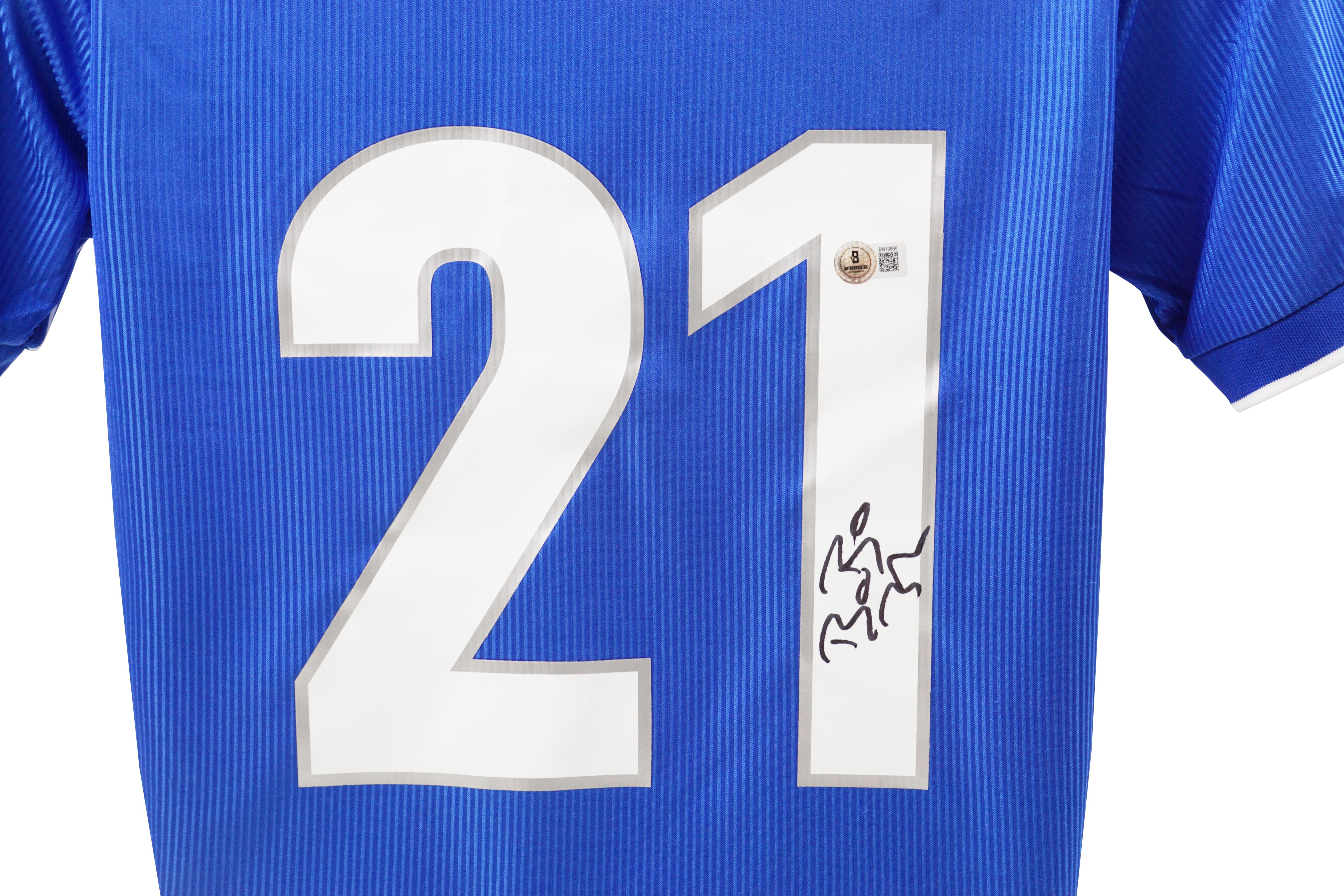 Christian Vieri Signed Italy National Team Nike Authentic Jersey (Beckett) at PristineAuction.com Christian Vieri Signed Italy National Team Nike Authentic Jersey (Beckett) at PristineAuction.com