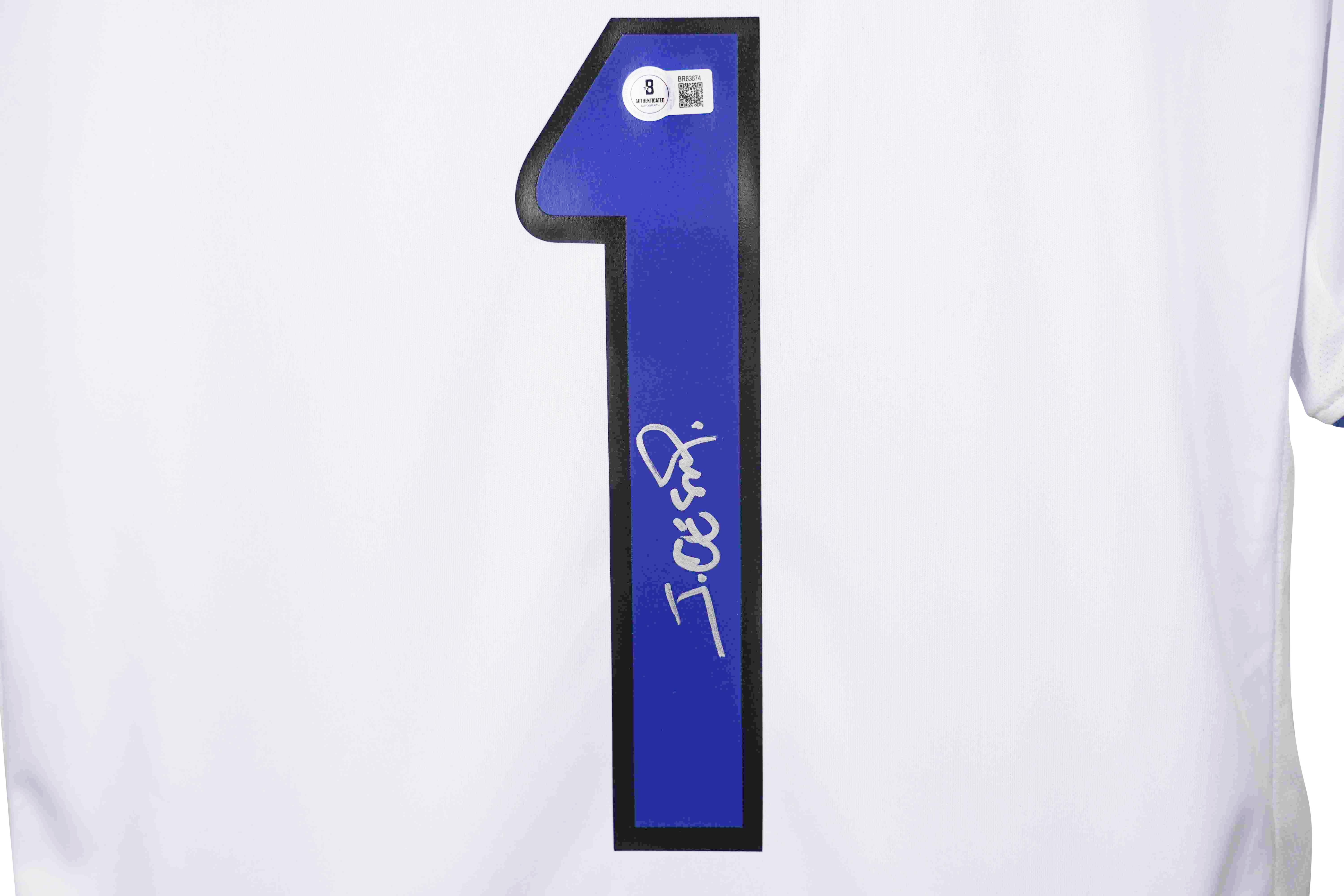 Julio Cesar Signed Inter Milan Nike Authentic Jersey (Beckett) at PristineAuction.com Julio Cesar Signed Inter Milan Nike Authentic Jersey (Beckett) at PristineAuction.com